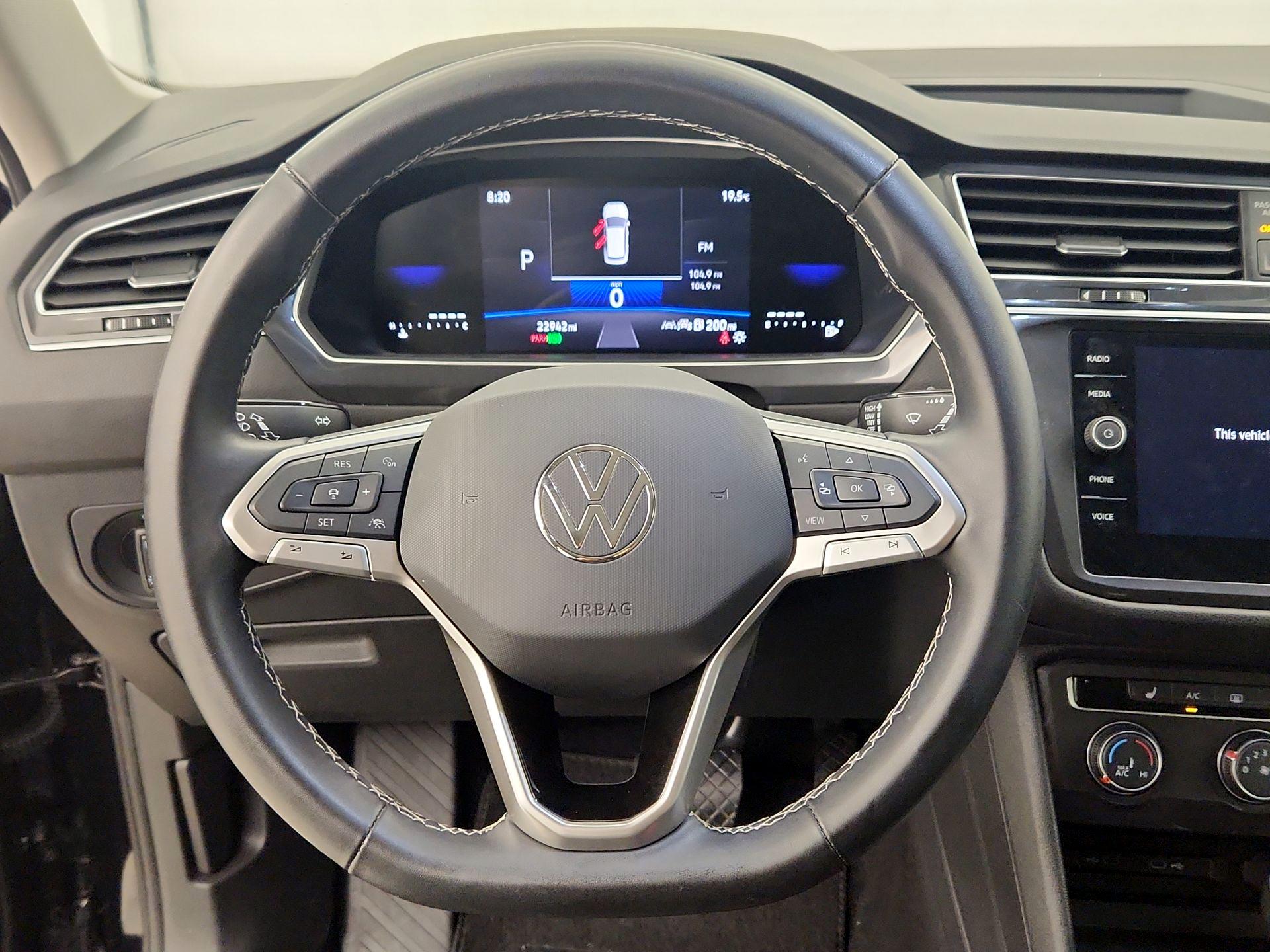 Thumbnail: 2024 Volkswagen Tiguan - 10