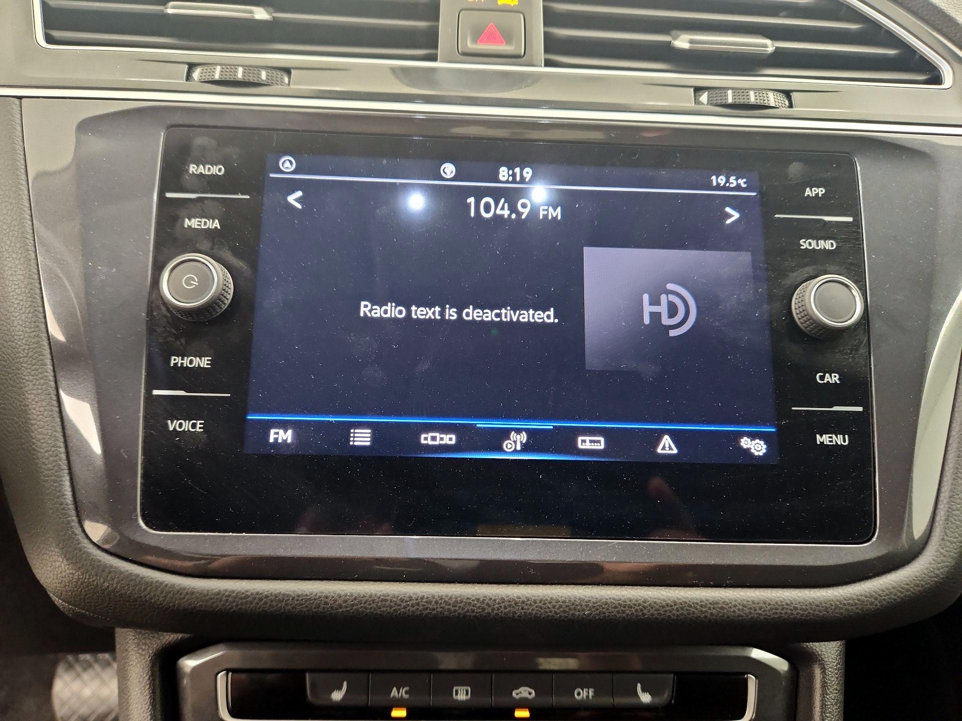 Thumbnail: 2024 Volkswagen Tiguan - 15