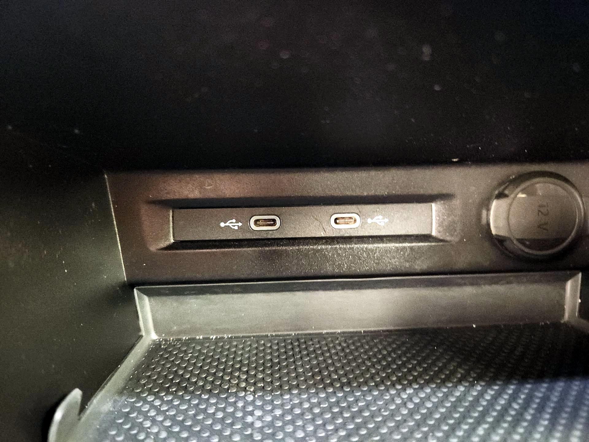 Thumbnail: 2024 Volkswagen Tiguan - 18