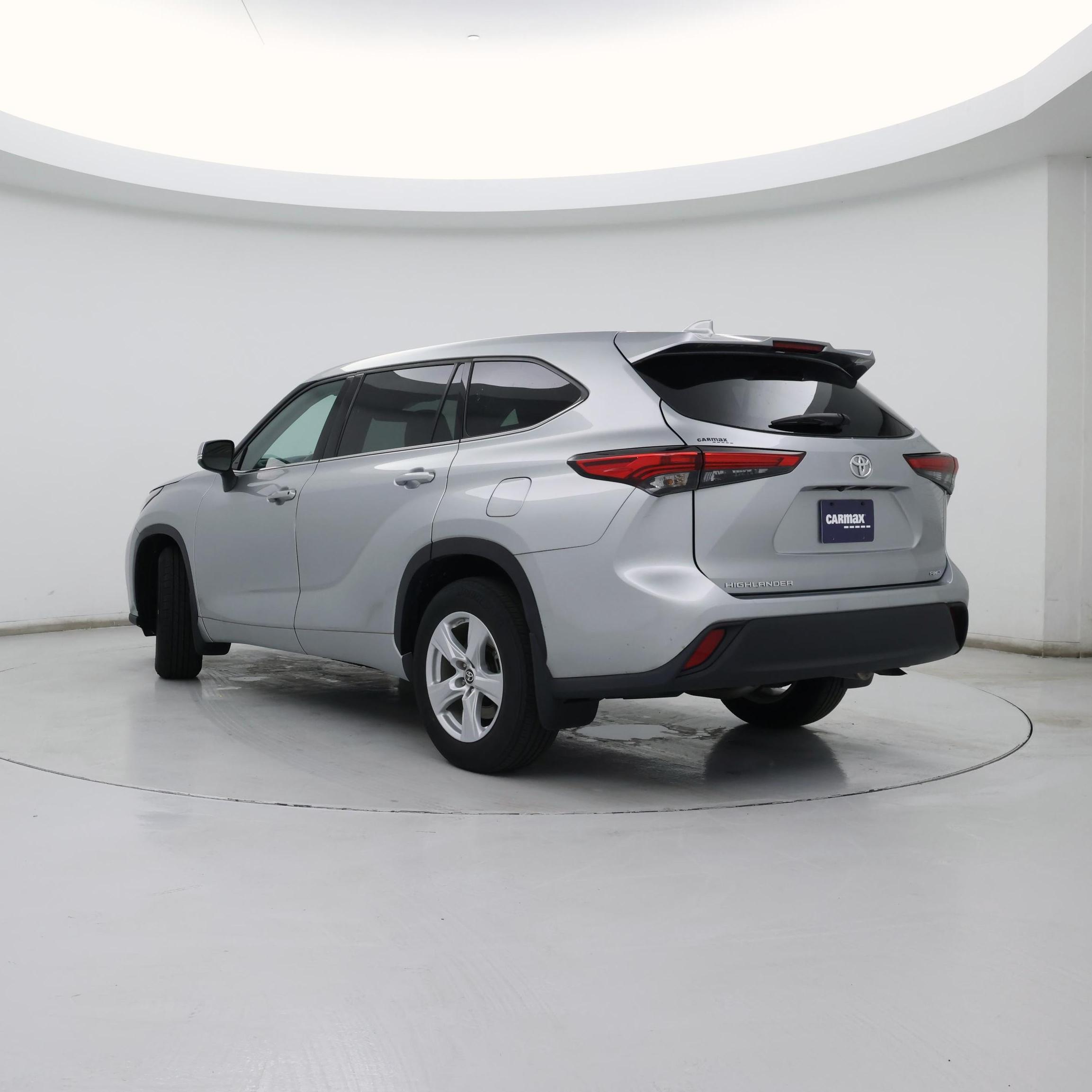 Thumbnail: 2021 Toyota Highlander - 2