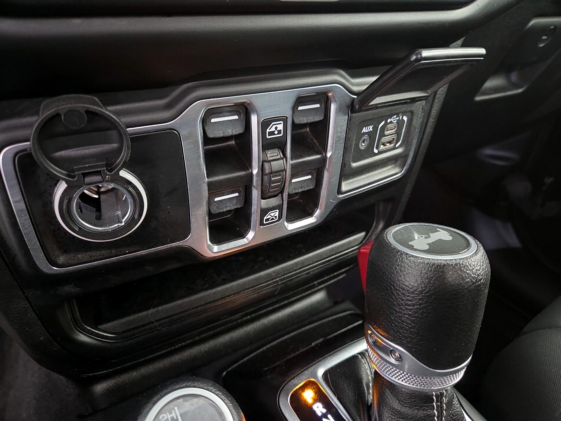 Thumbnail: 2023 Jeep Wrangler - 19