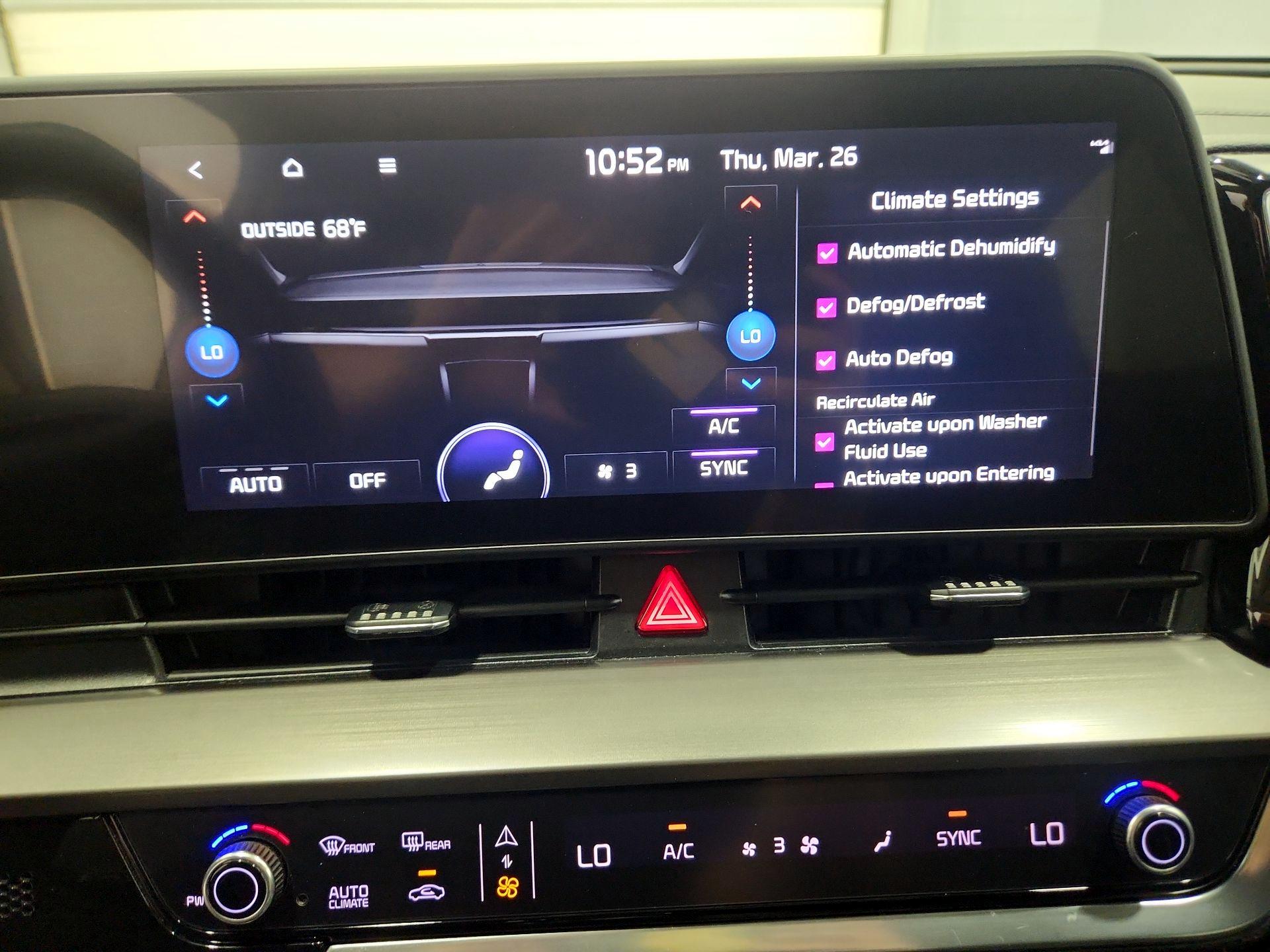 Thumbnail: 2023 Kia Sportage - 17