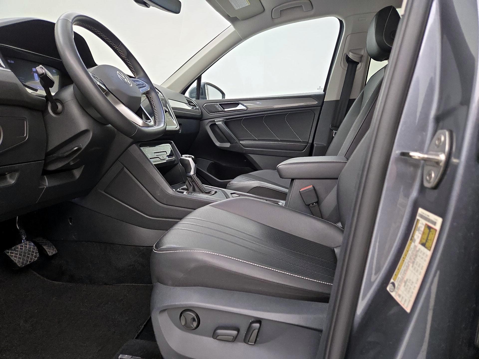 Thumbnail: 2024 Volkswagen Tiguan - 11