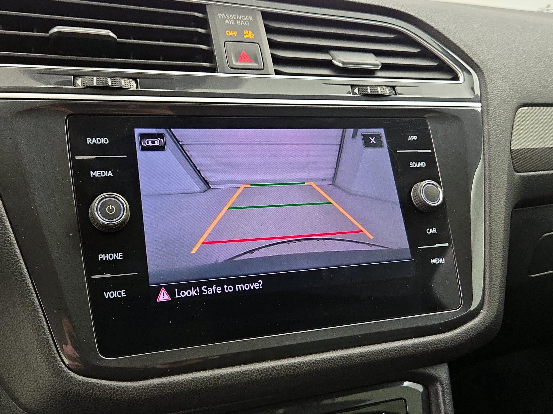 Thumbnail: 2024 Volkswagen Tiguan - 14