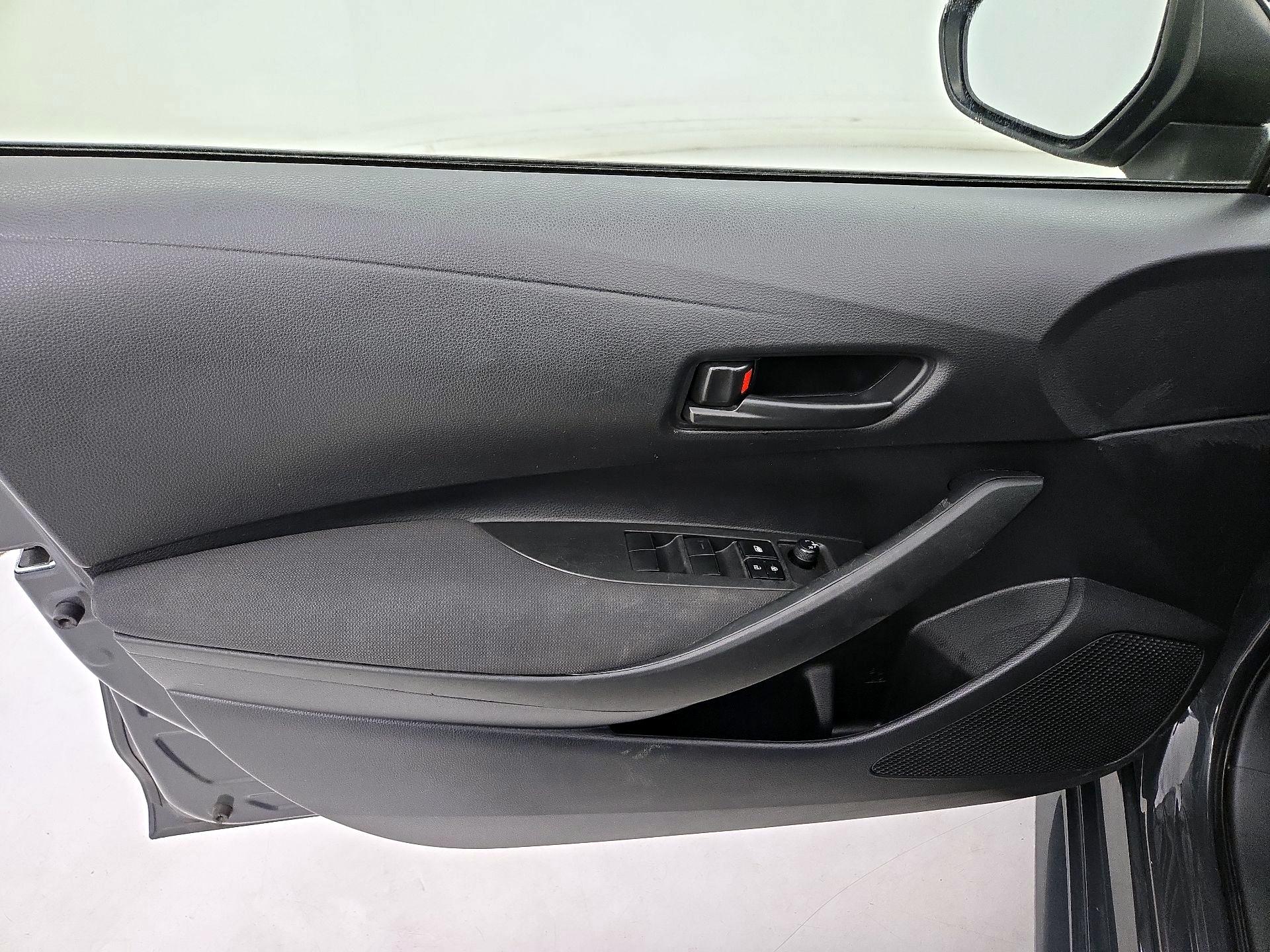 Thumbnail: 2023 Toyota Corolla - 12