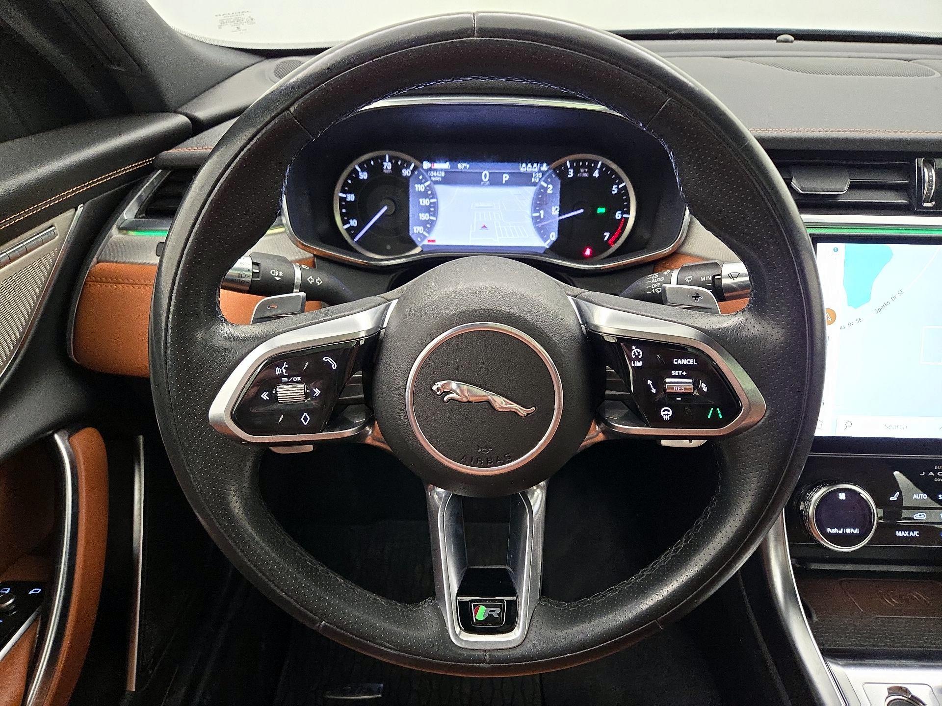 Thumbnail: 2022 Jaguar XF - 10