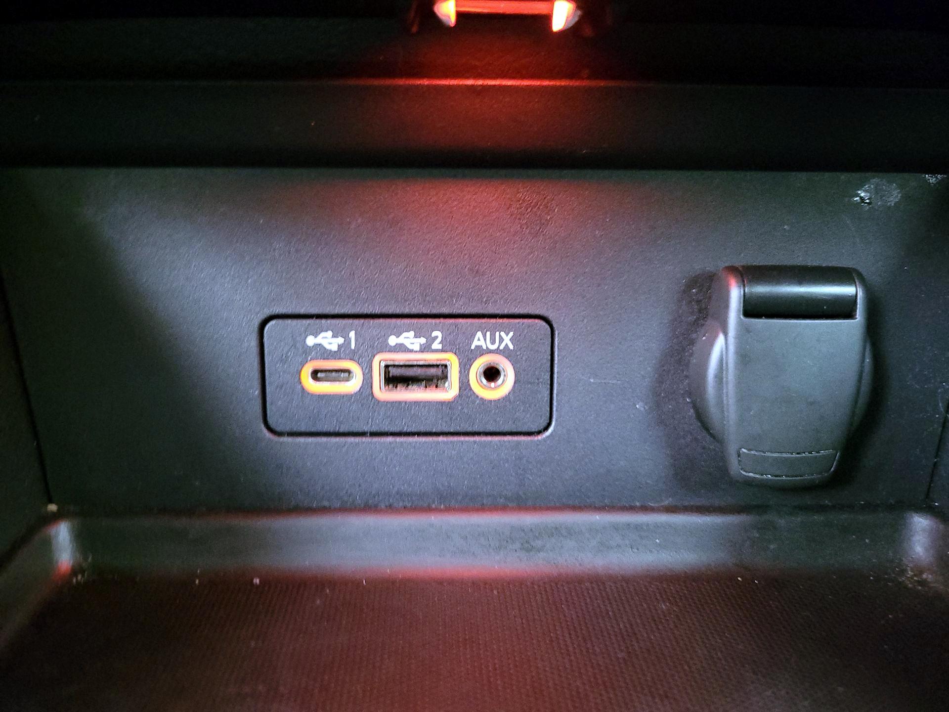 Thumbnail: 2023 Nissan Sentra - 18