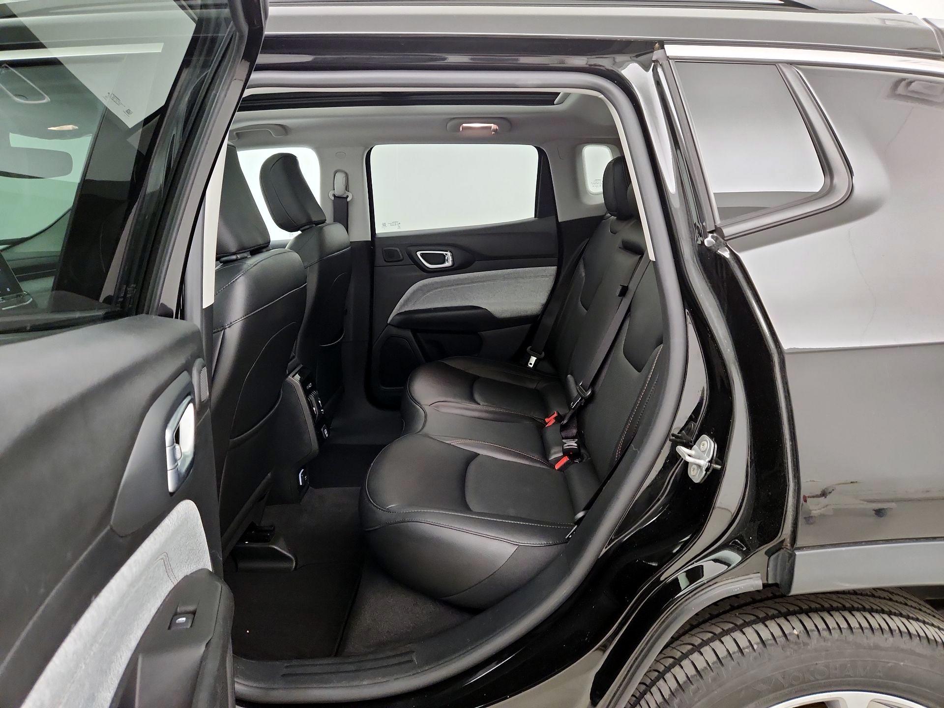 Thumbnail: 2022 Jeep Compass - 20