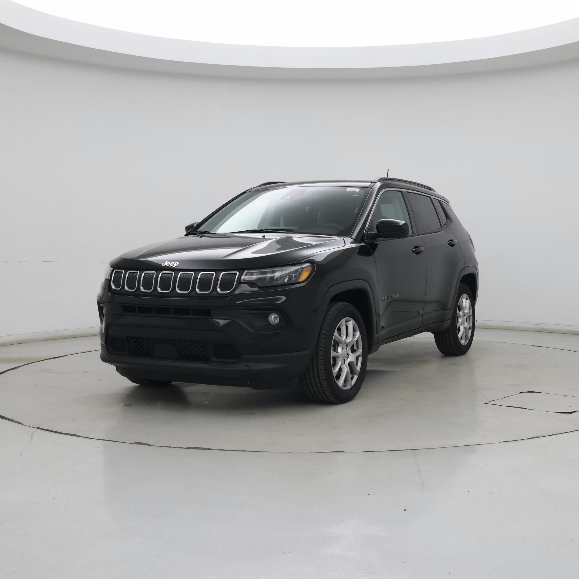 Thumbnail: 2022 Jeep Compass - 4