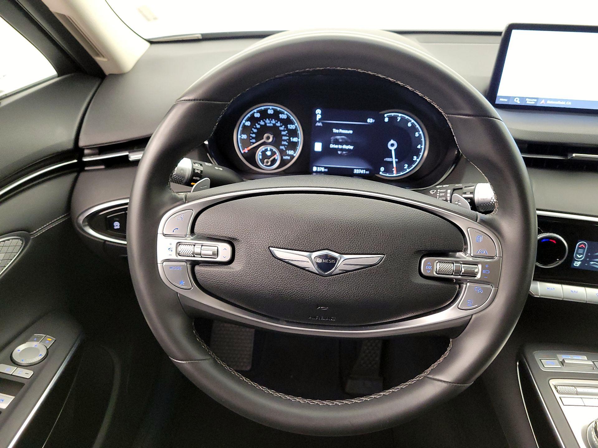 Thumbnail: 2025 Genesis GV70 - 10
