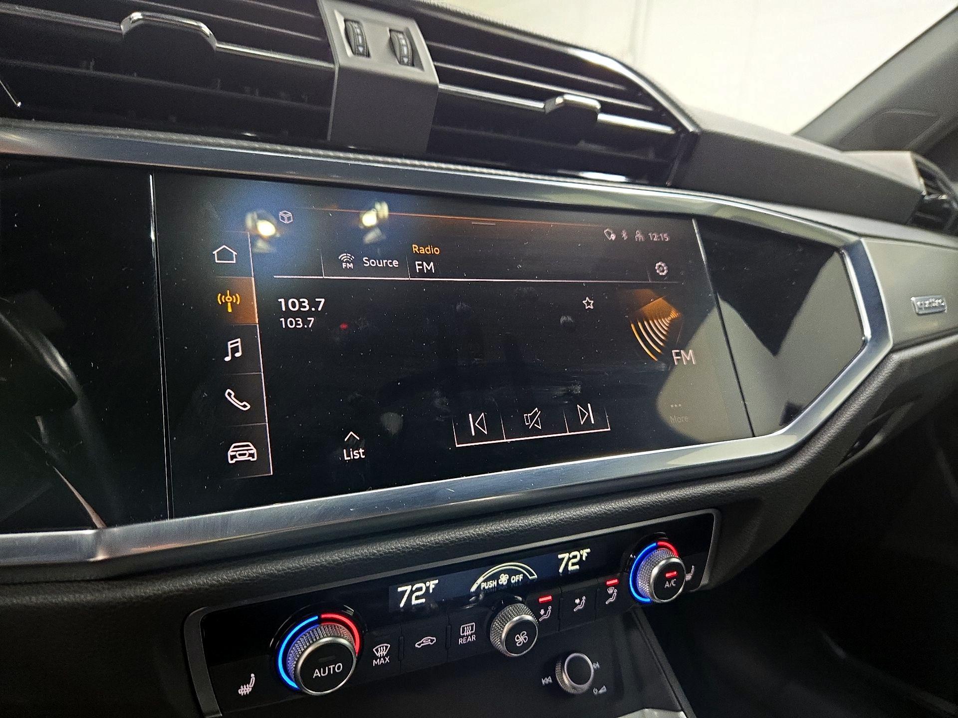 Thumbnail: 2024 Audi Q3 - 15