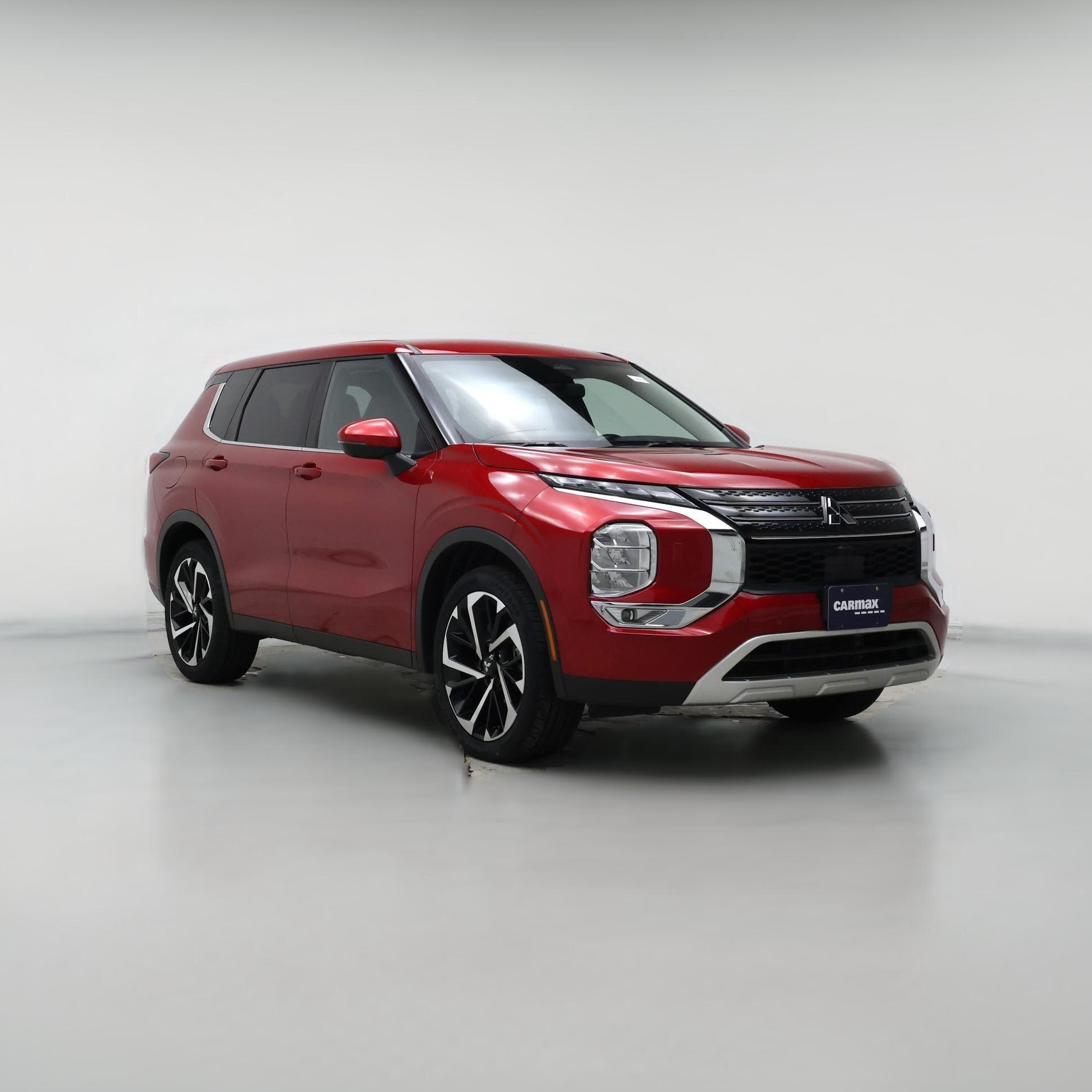 Thumbnail: 2024 Mitsubishi Outlander - 1