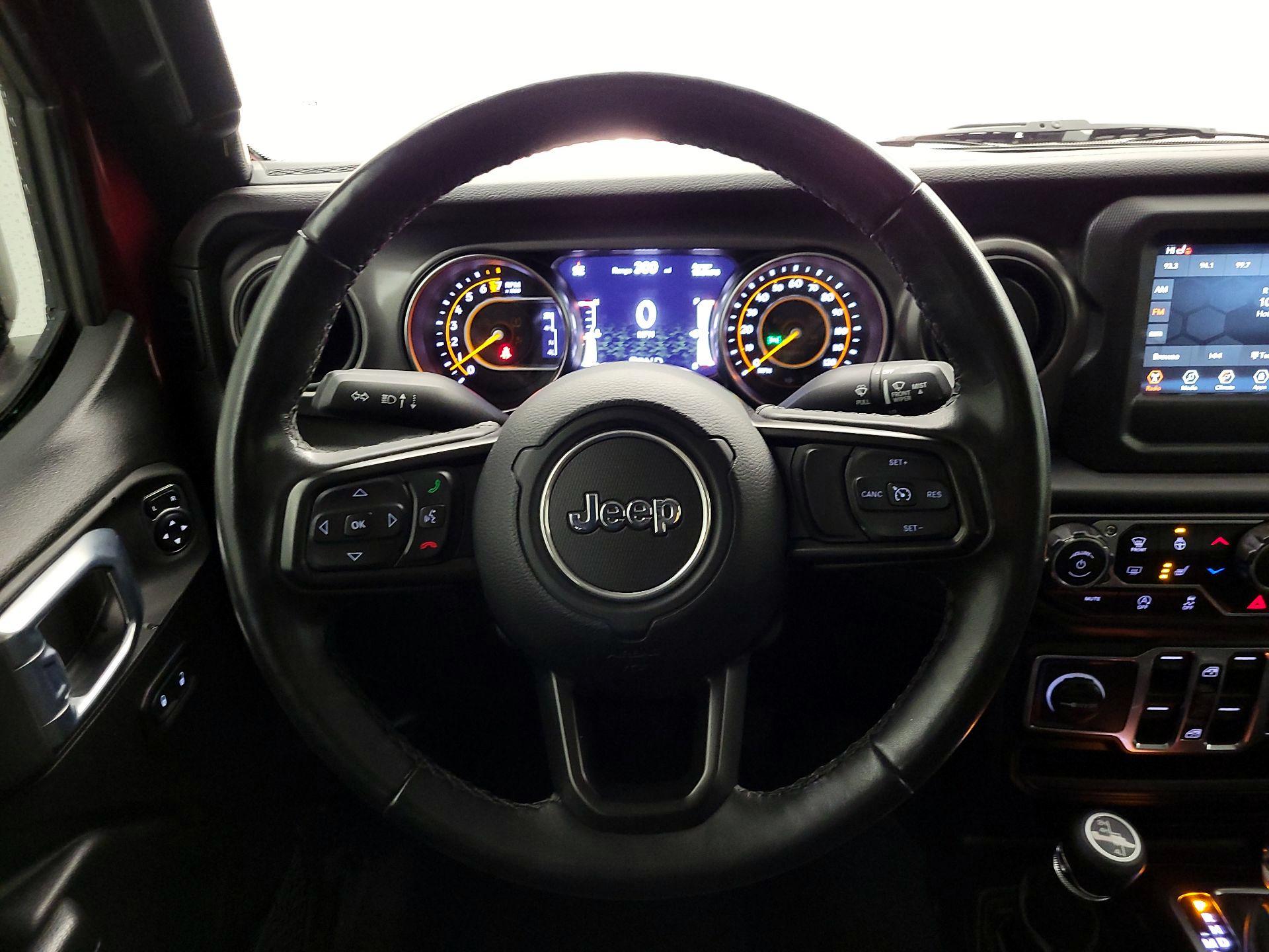 Thumbnail: 2021 Jeep Gladiator - 10