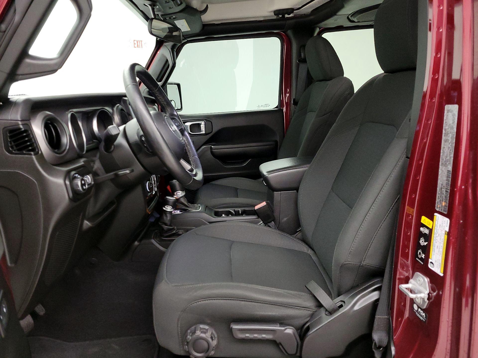 Thumbnail: 2021 Jeep Gladiator - 11