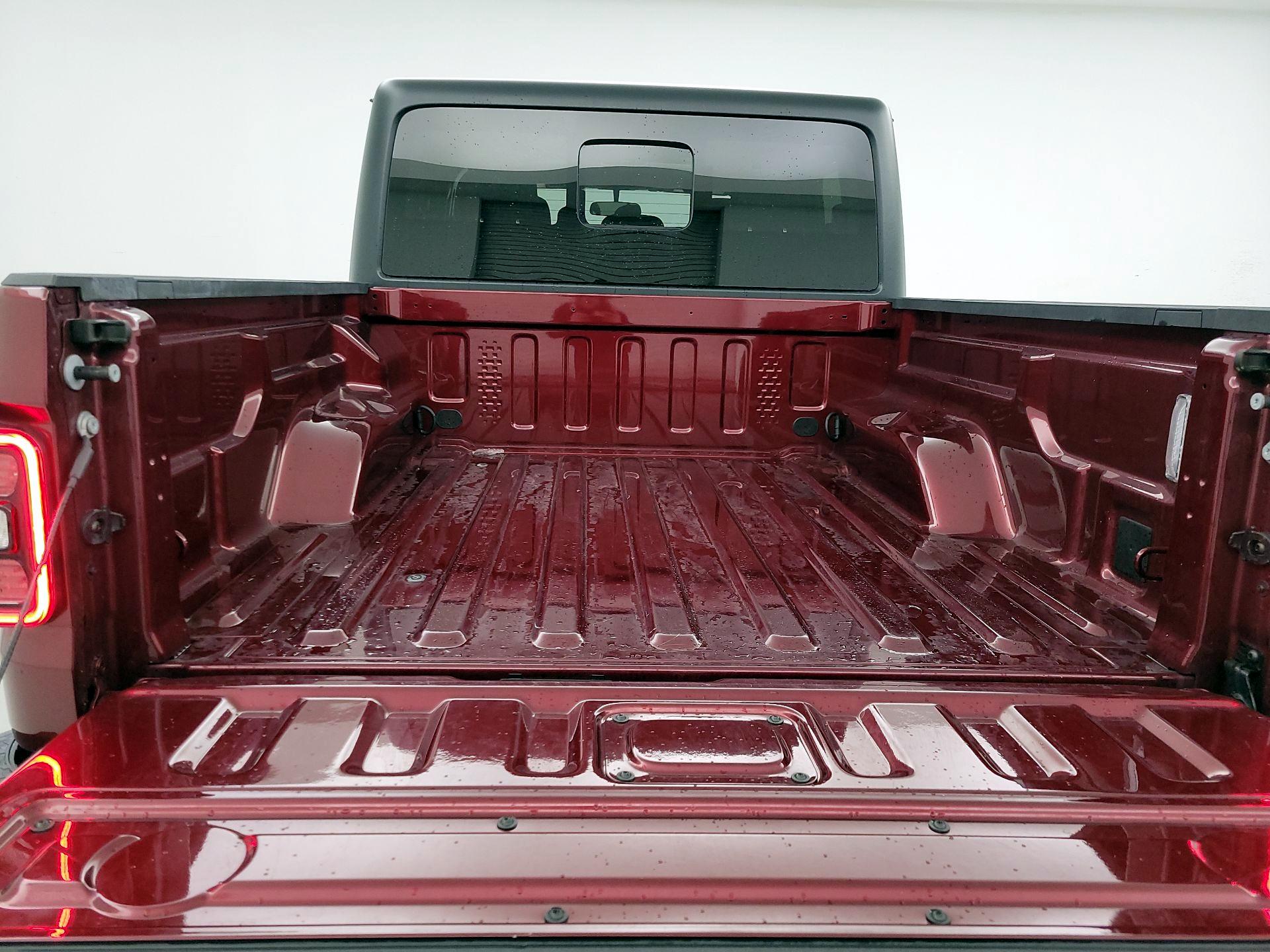 Thumbnail: 2021 Jeep Gladiator - 20