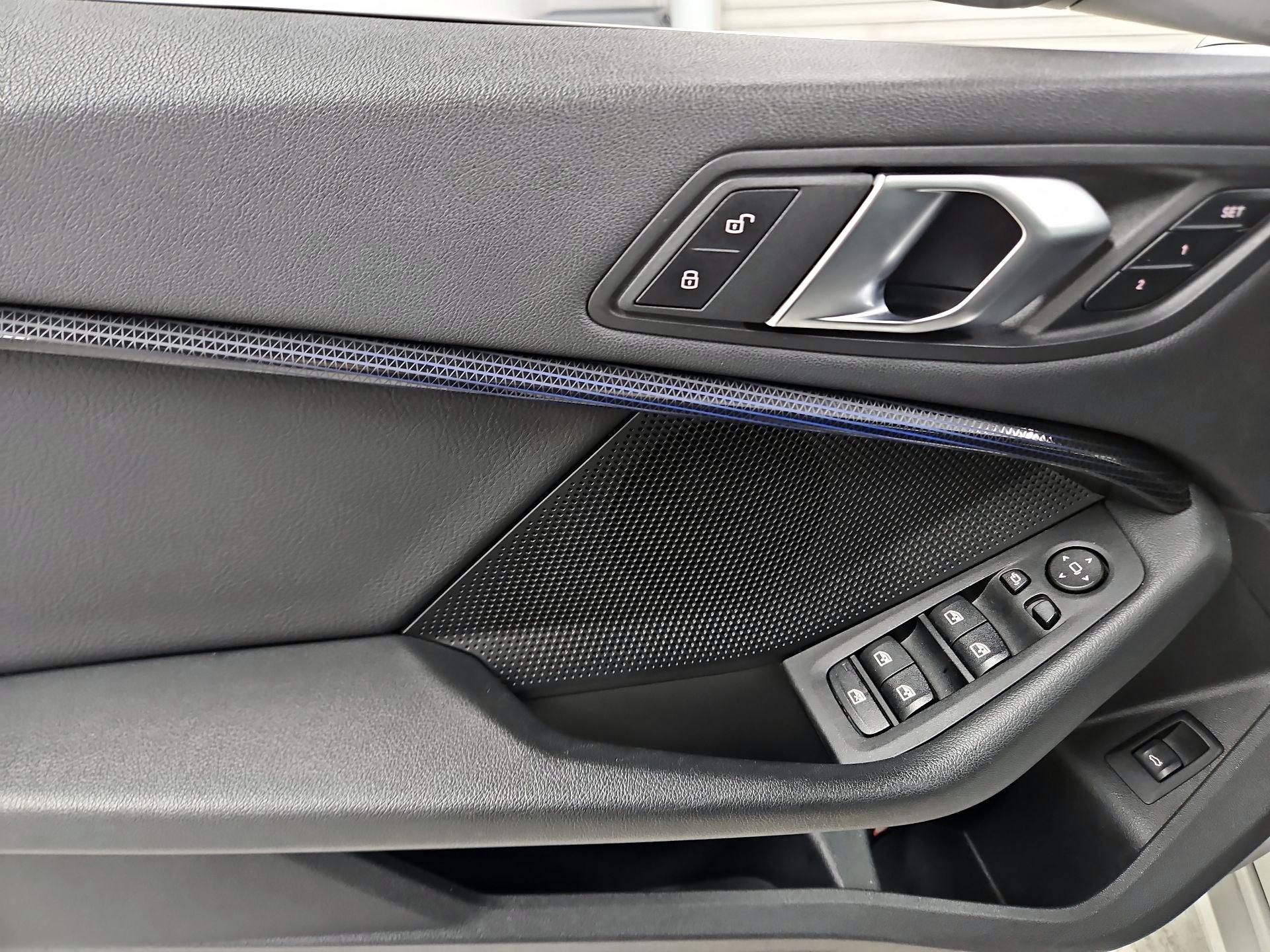 Thumbnail: 2024 BMW 2 Series - 12