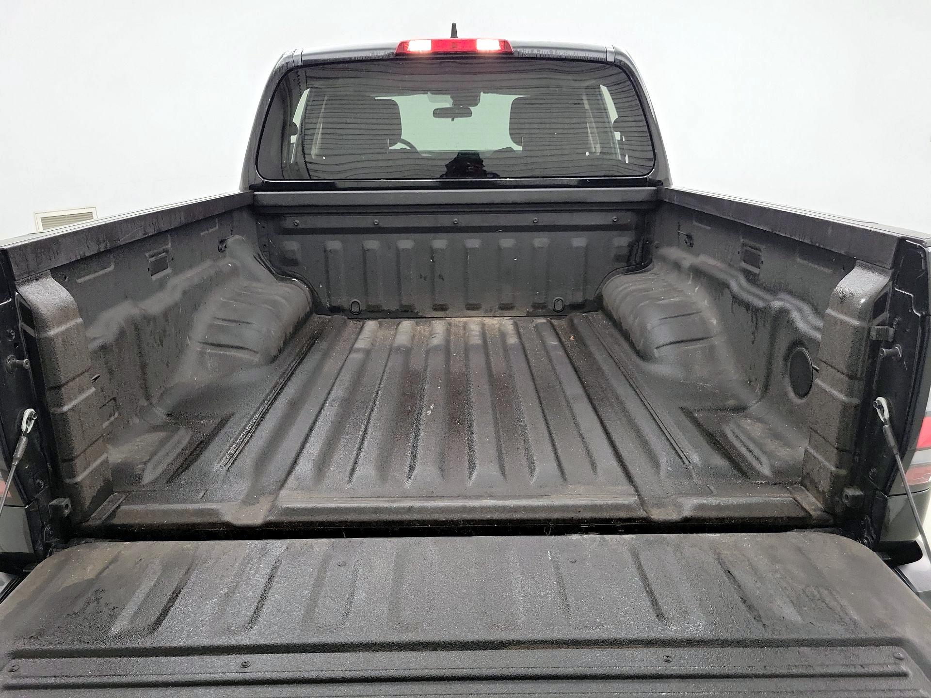 Thumbnail: 2024 Nissan Frontier - 20