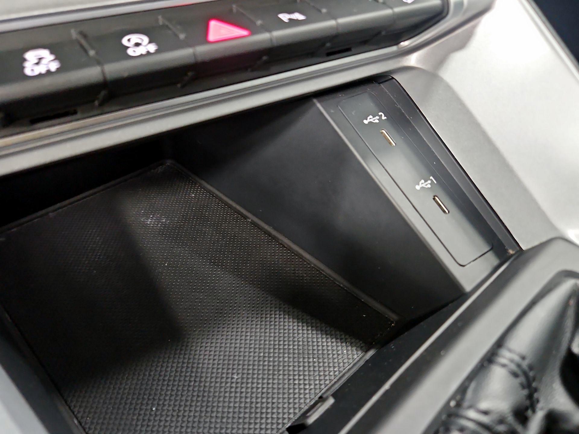 Thumbnail: 2023 Audi Q3 - 18