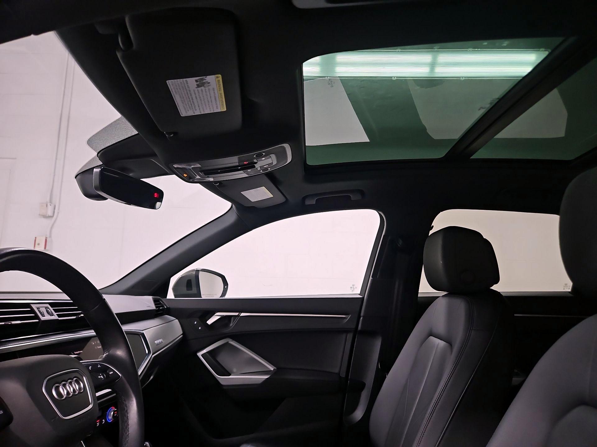 Thumbnail: 2023 Audi Q3 - 19