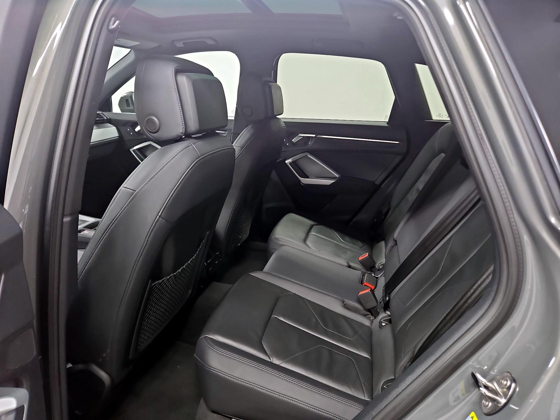 Thumbnail: 2023 Audi Q3 - 20