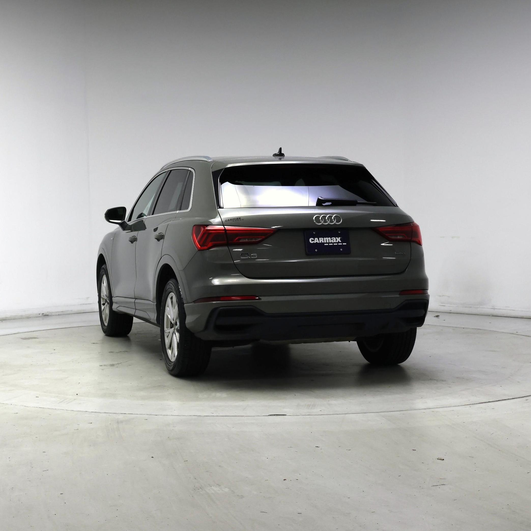 Thumbnail: 2023 Audi Q3 - 6