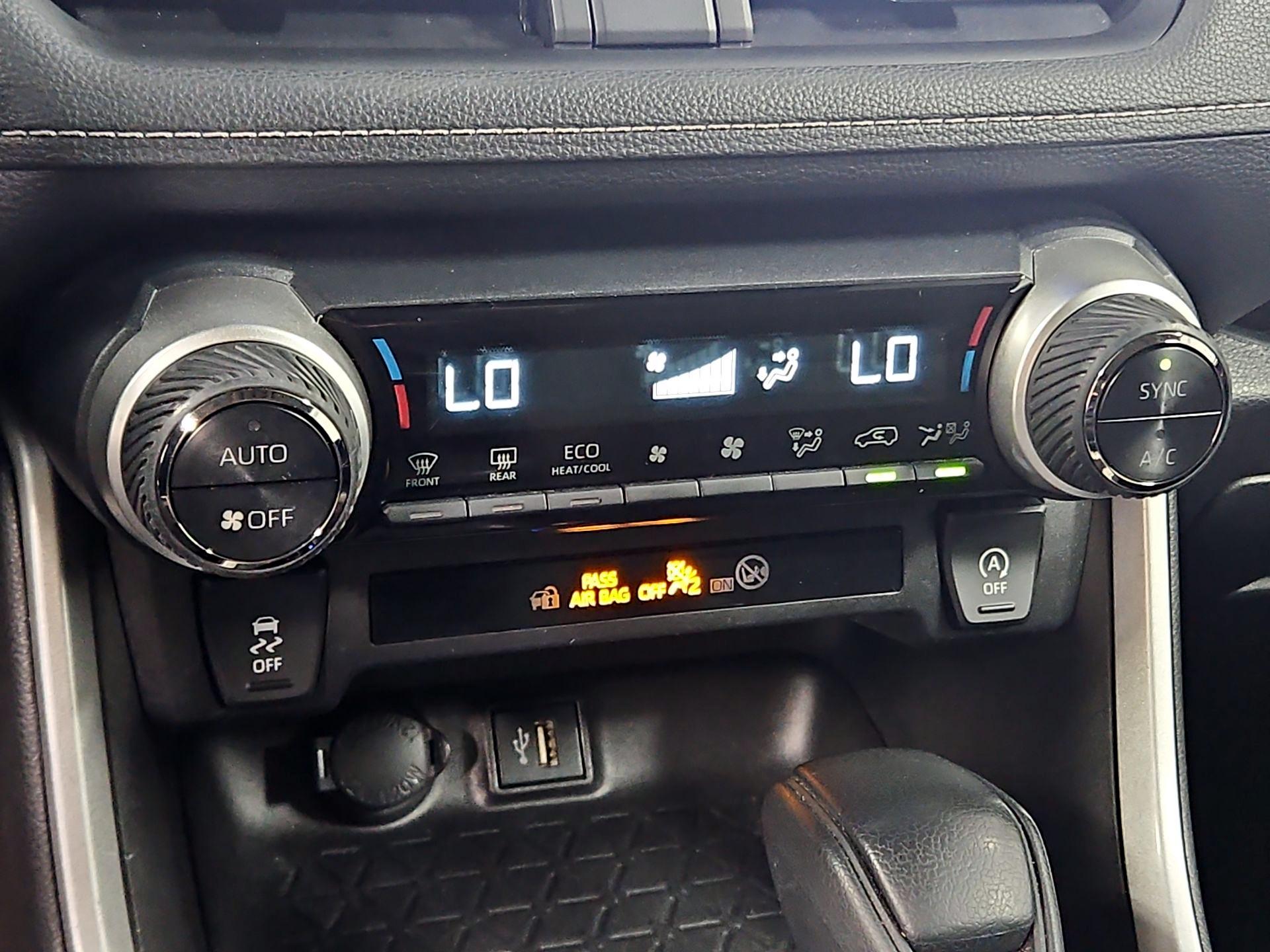 Thumbnail: 2023 Toyota RAV4 - 16