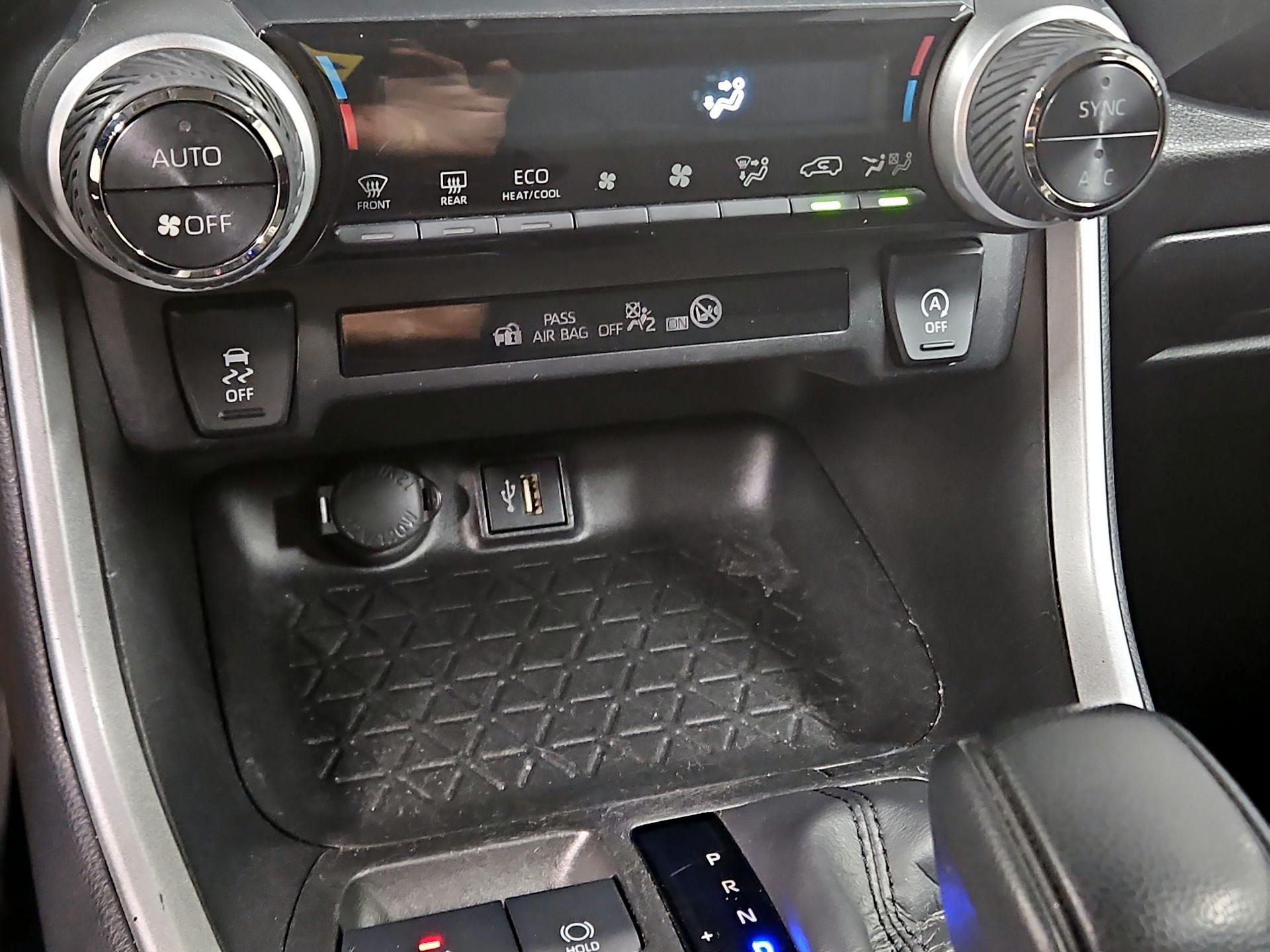 Thumbnail: 2023 Toyota RAV4 - 18