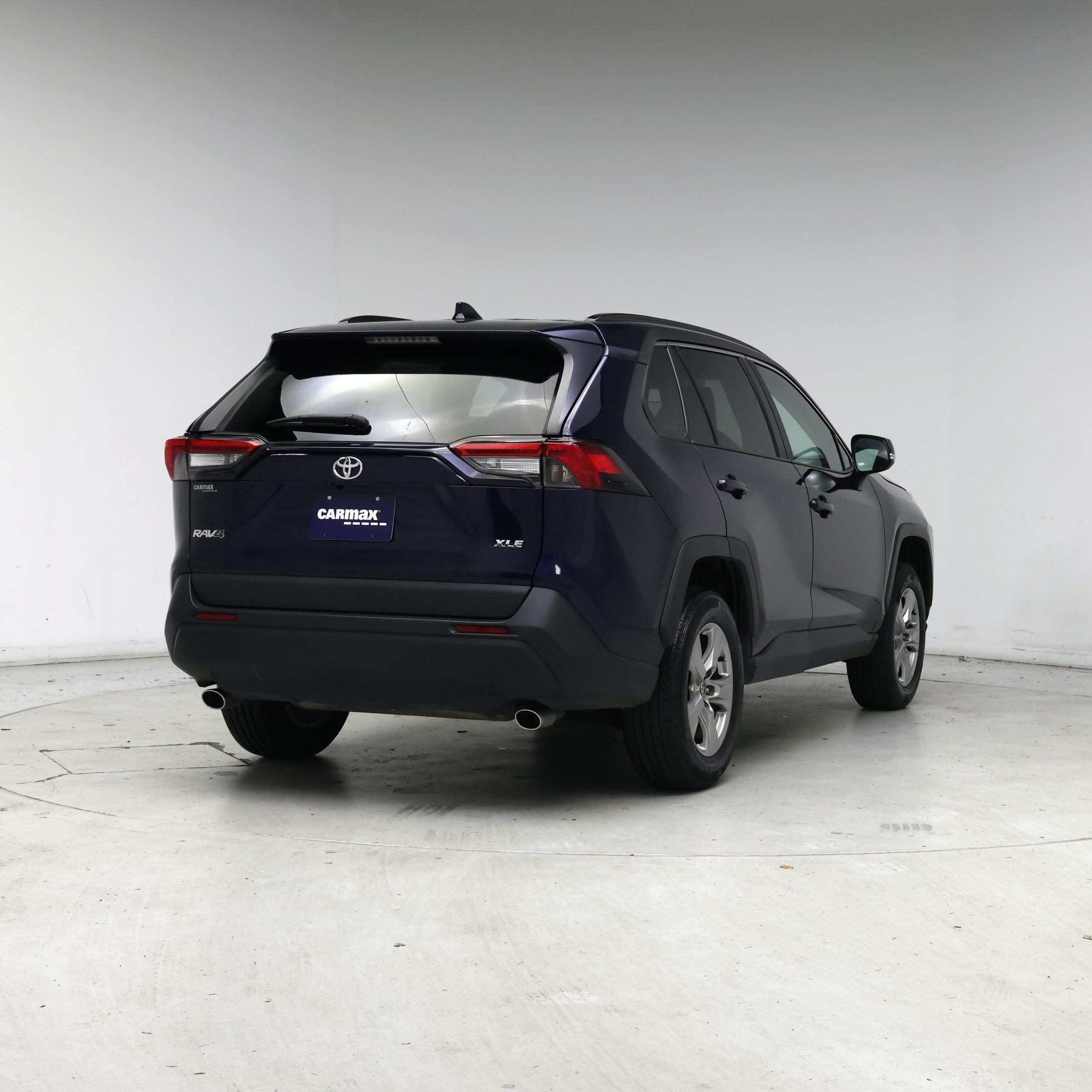 Thumbnail: 2023 Toyota RAV4 - 8