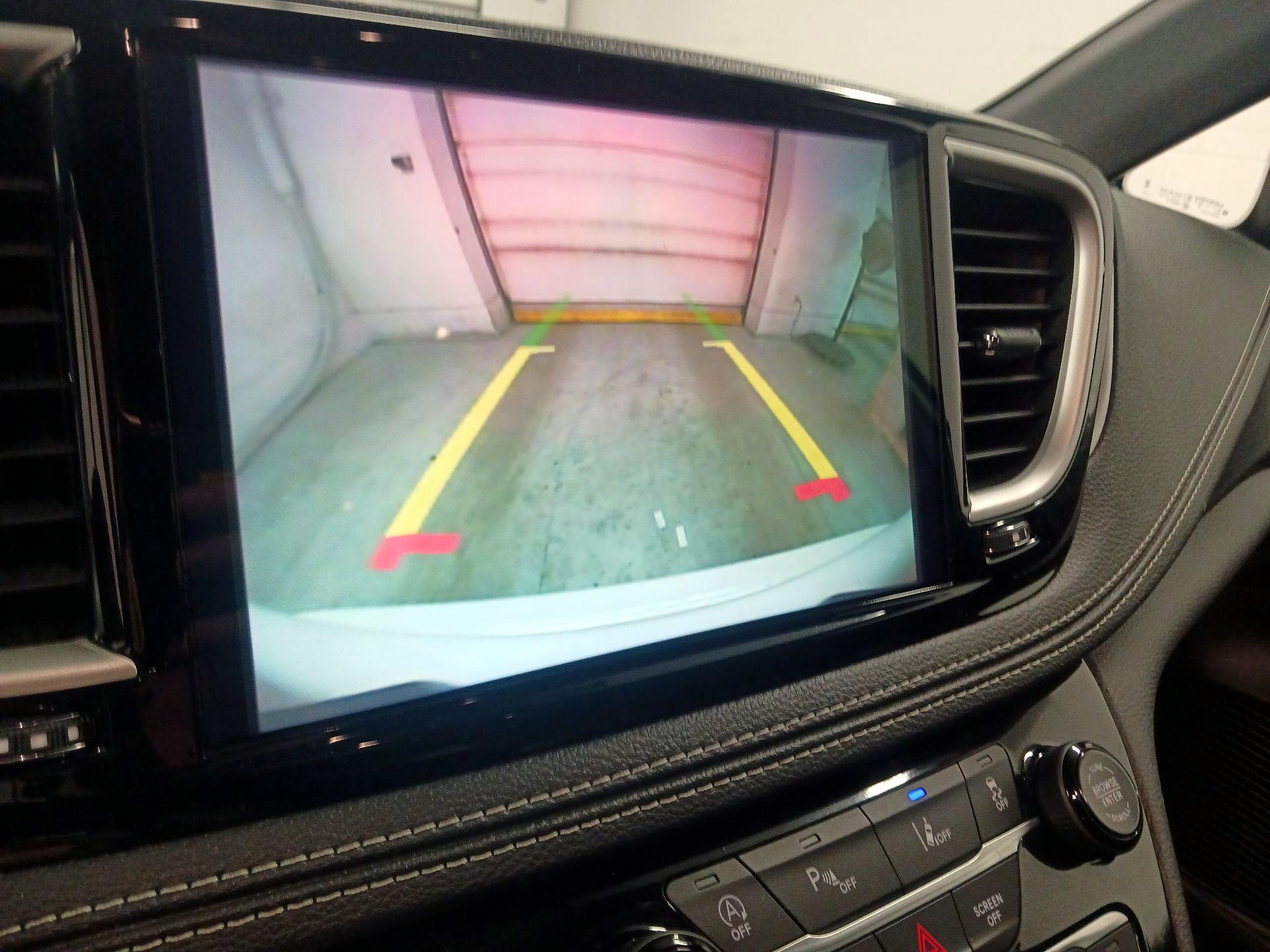 Thumbnail: 2023 Chrysler Pacifica - 14