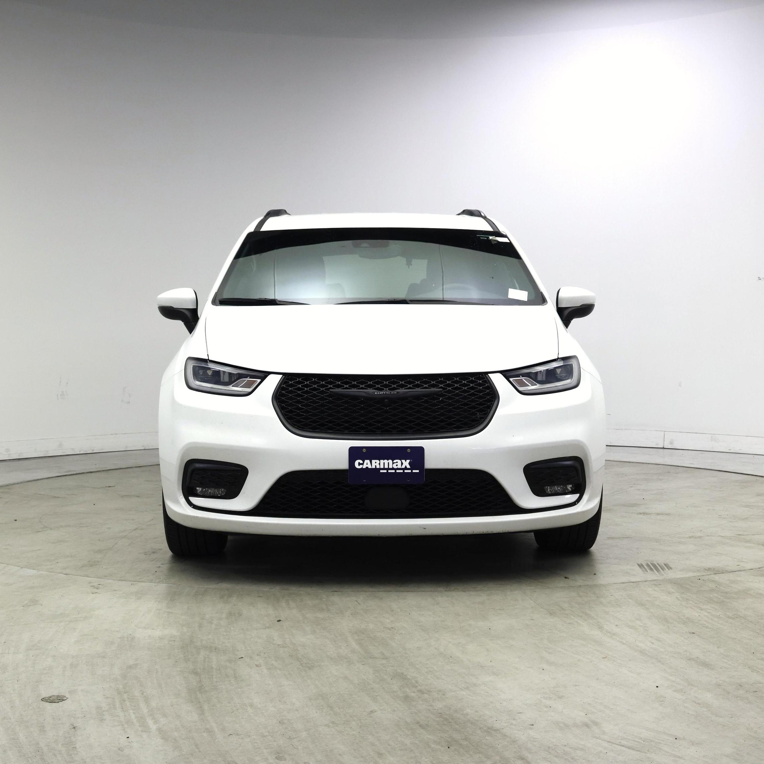 Thumbnail: 2023 Chrysler Pacifica - 5