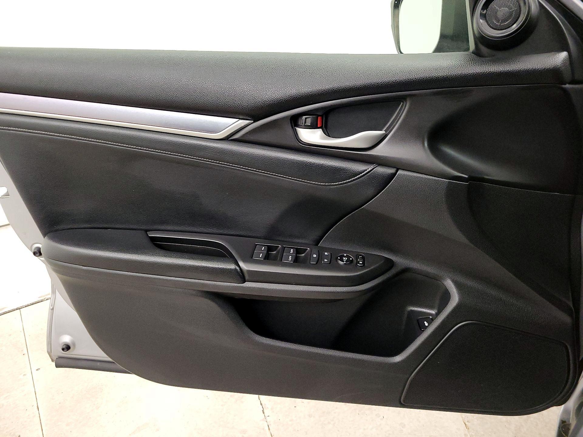 Thumbnail: 2018 Honda Civic - 12