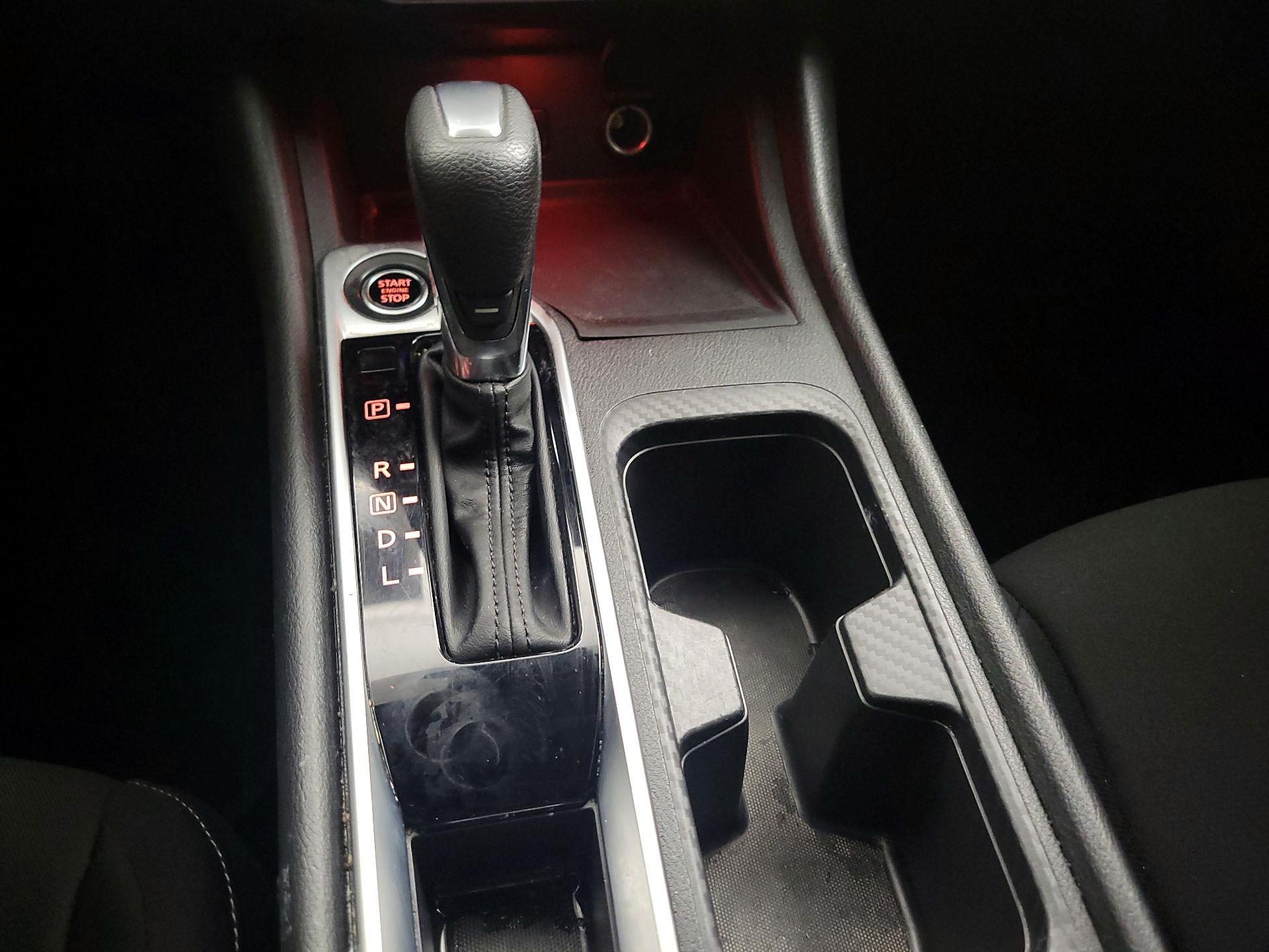 Thumbnail: 2023 Nissan Sentra - 17