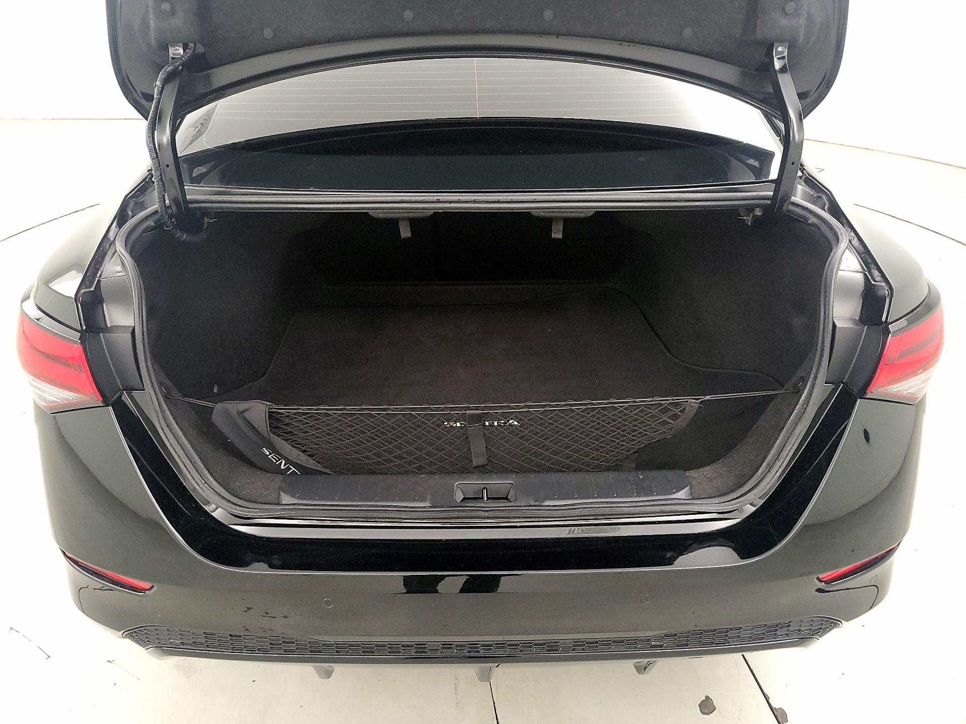 Thumbnail: 2023 Nissan Sentra - 20