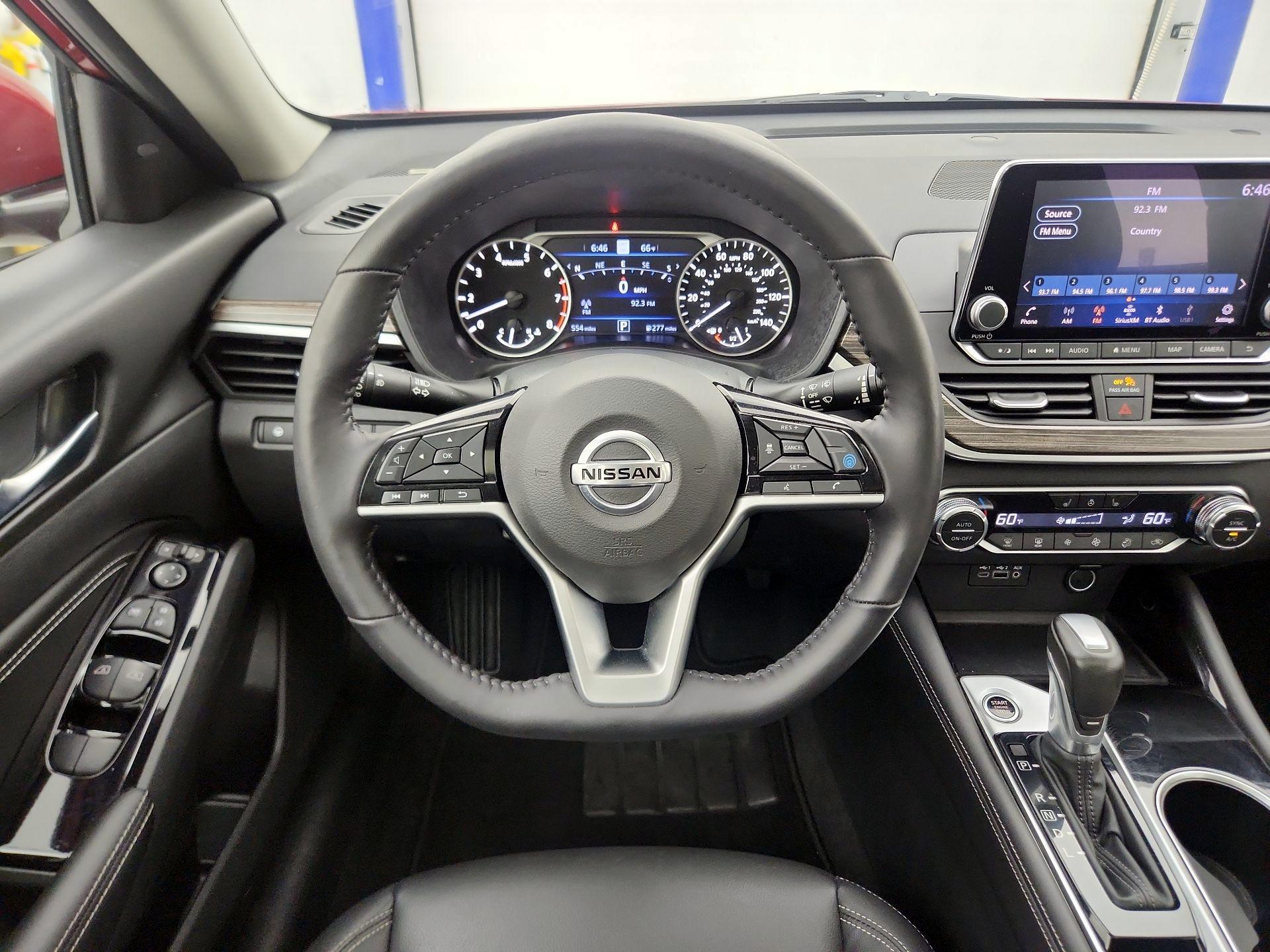 Thumbnail: 2021 Nissan Altima - 10