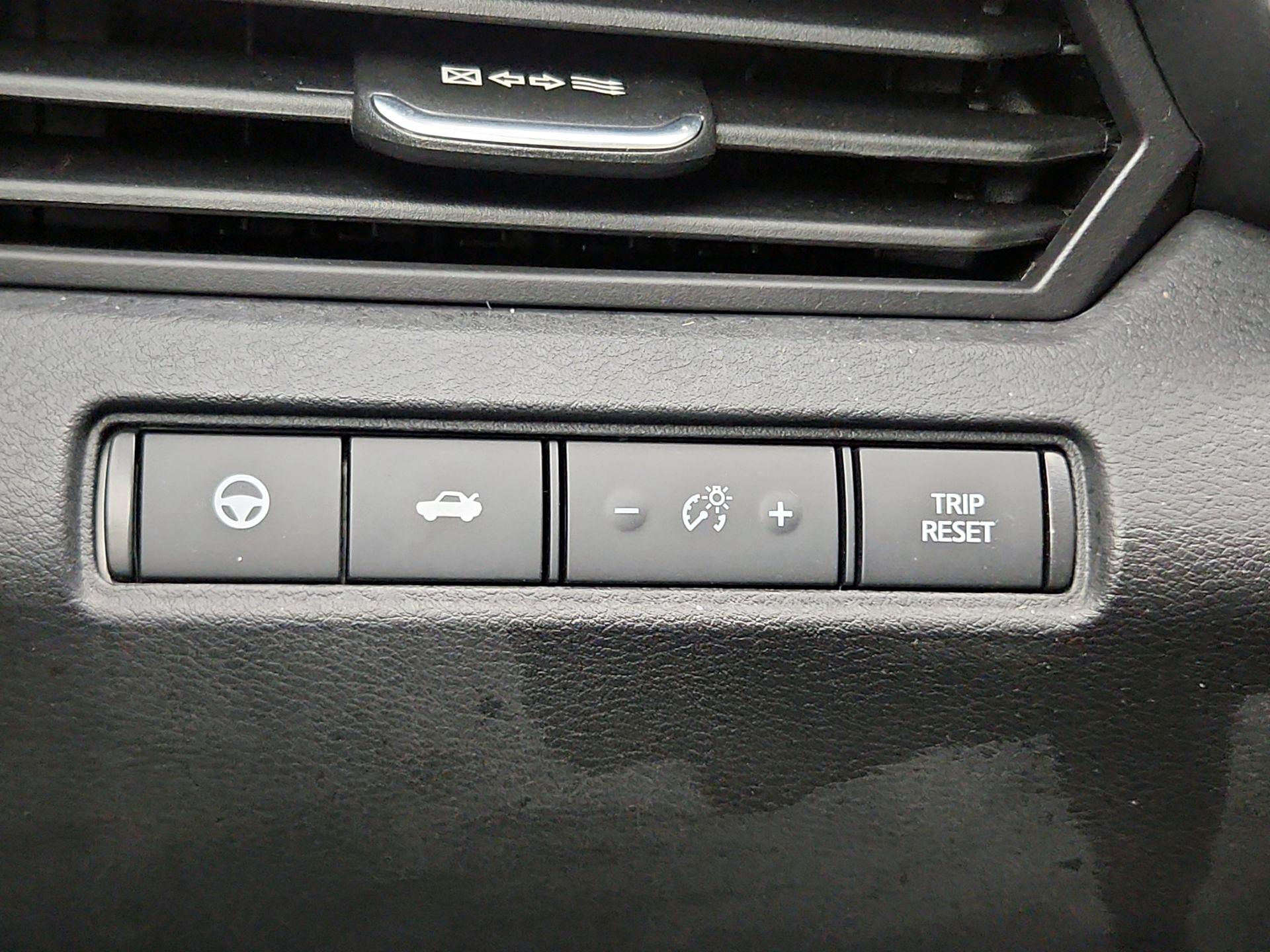 Thumbnail: 2021 Nissan Altima - 13