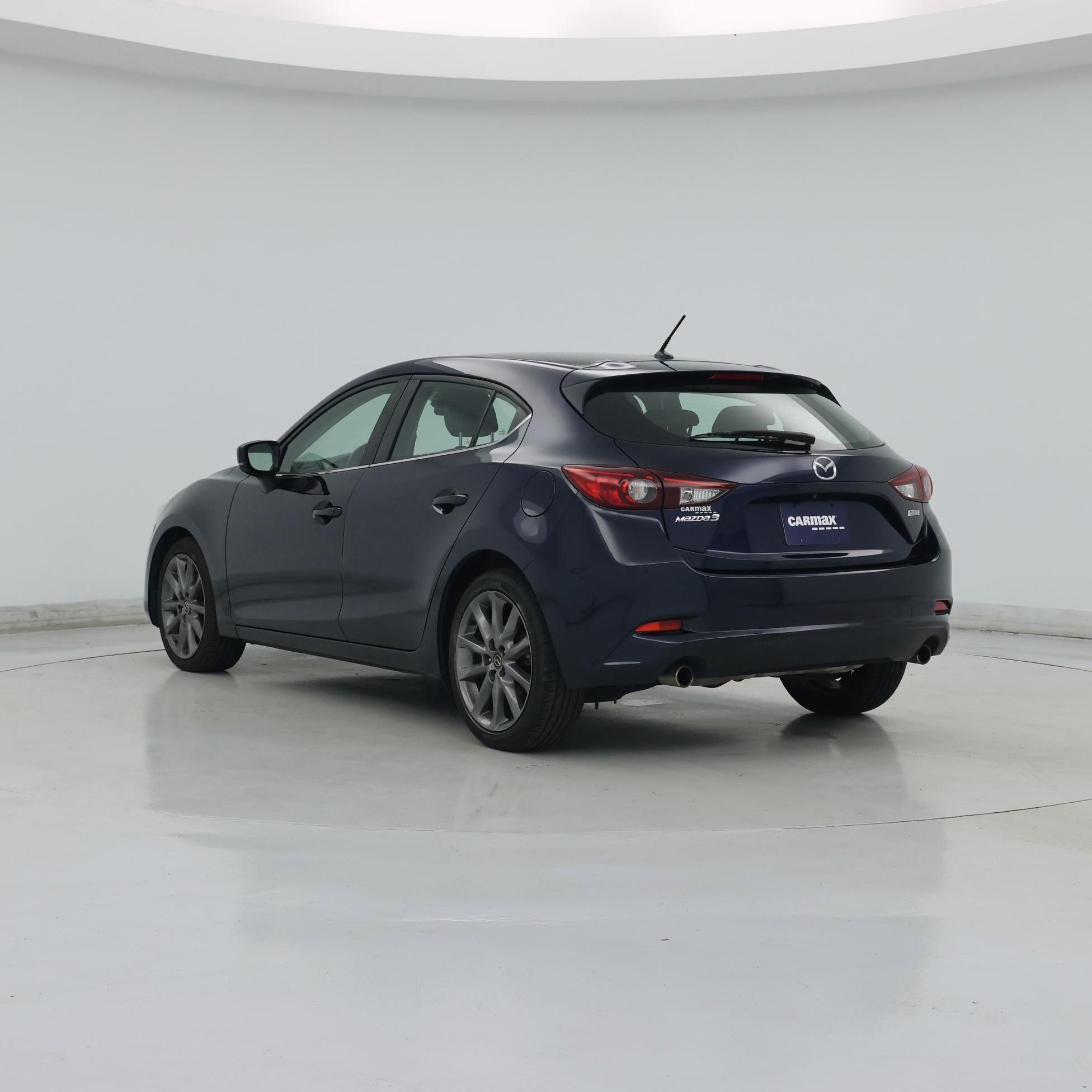 Thumbnail: 2018 Mazda Mazda3 - 2