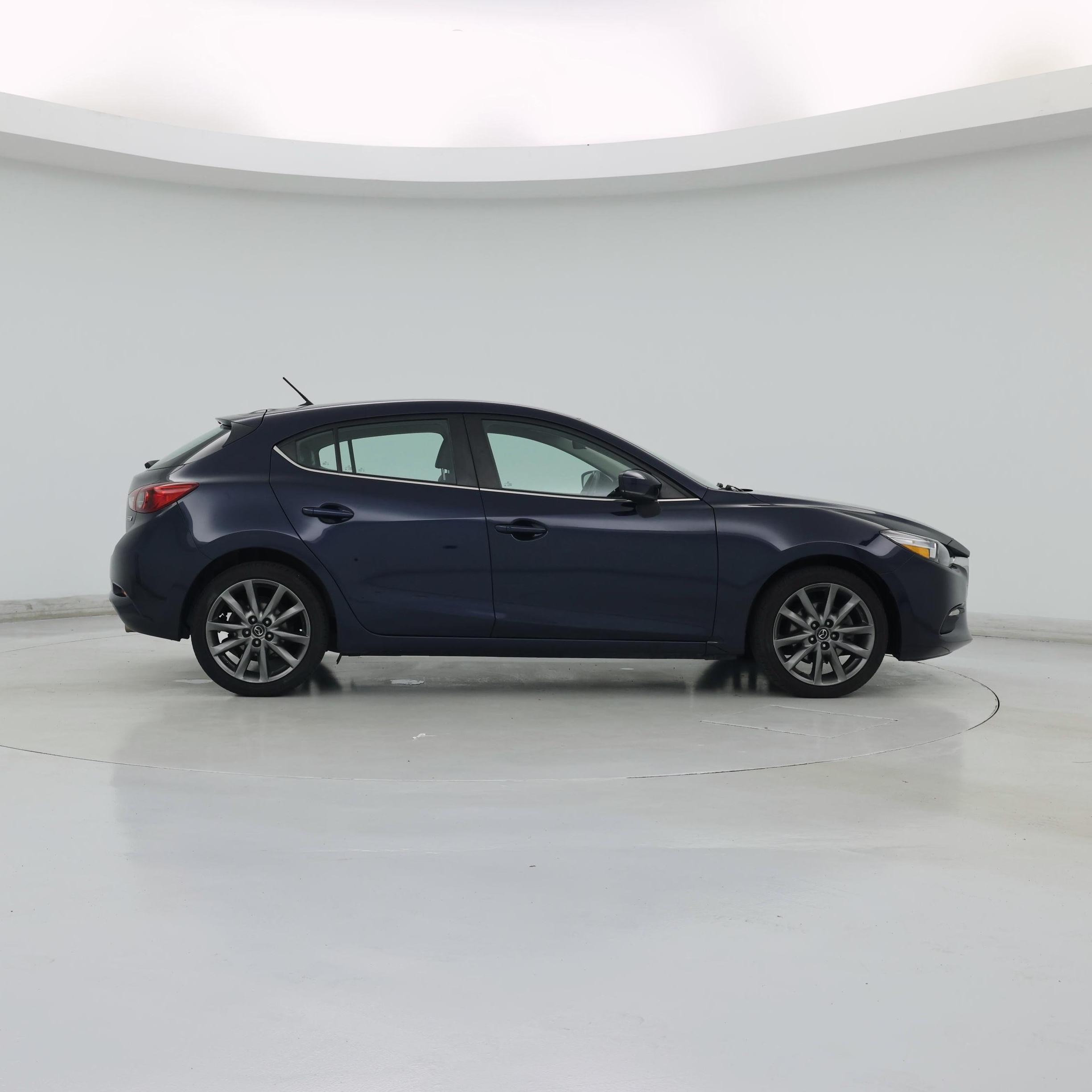 Thumbnail: 2018 Mazda Mazda3 - 7