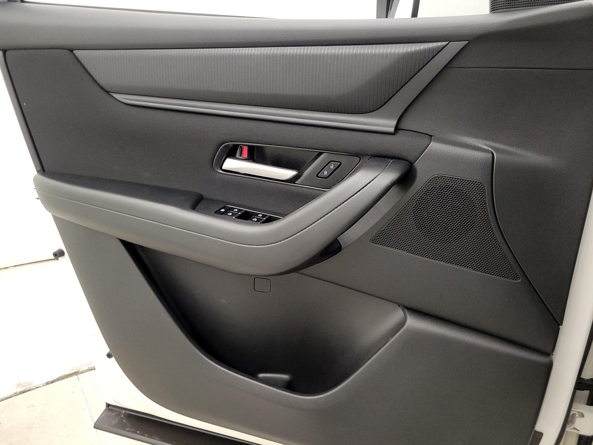 Thumbnail: 2024 Mazda CX-90 - 12