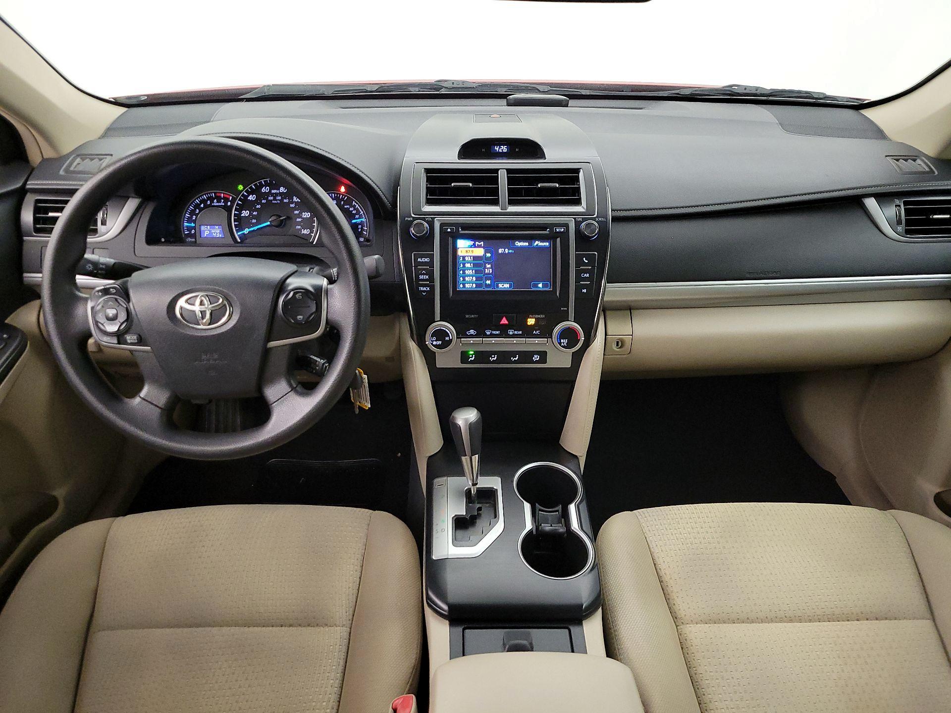 Thumbnail: 2014 Toyota Camry - 9