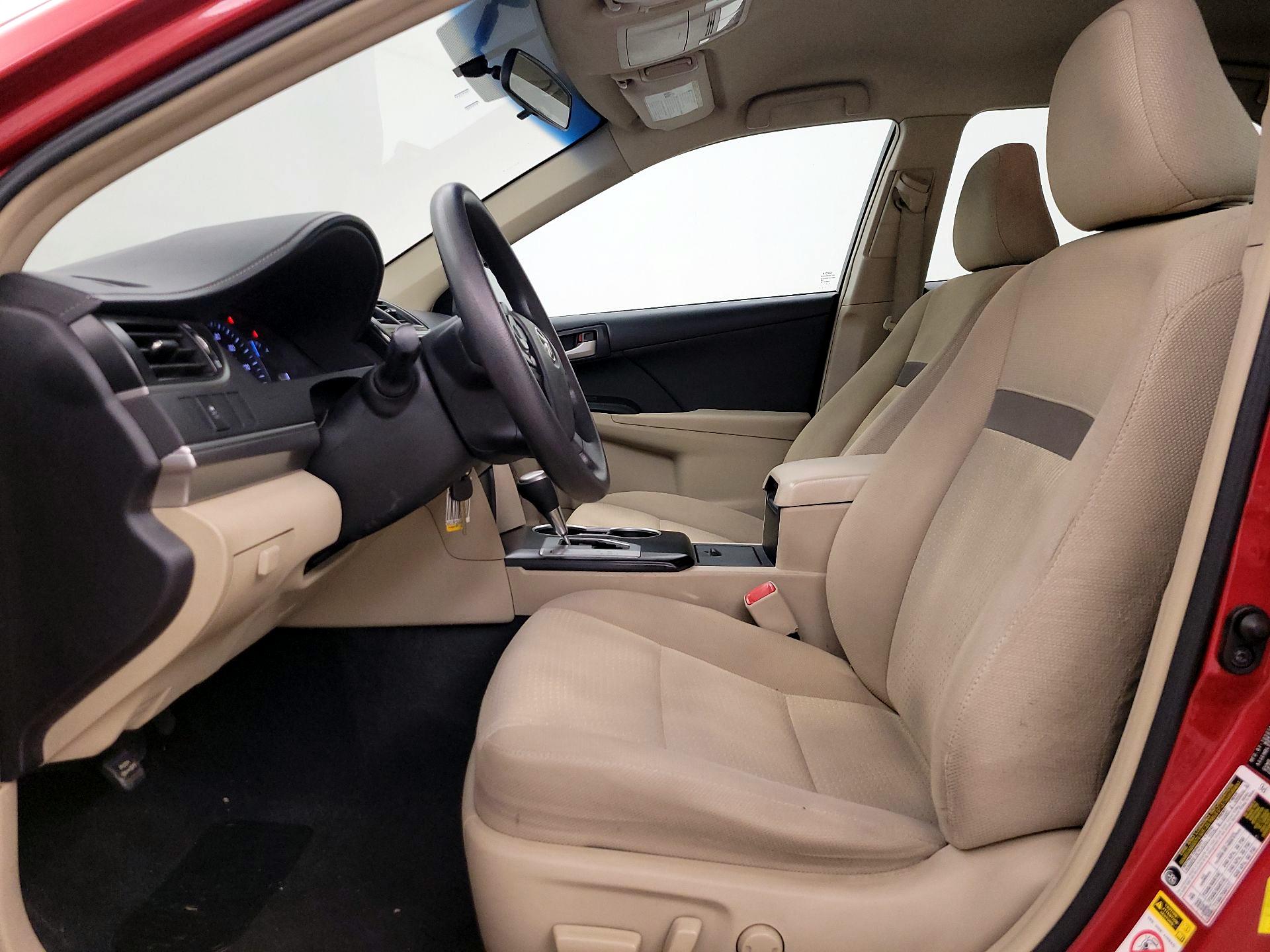Thumbnail: 2014 Toyota Camry - 11