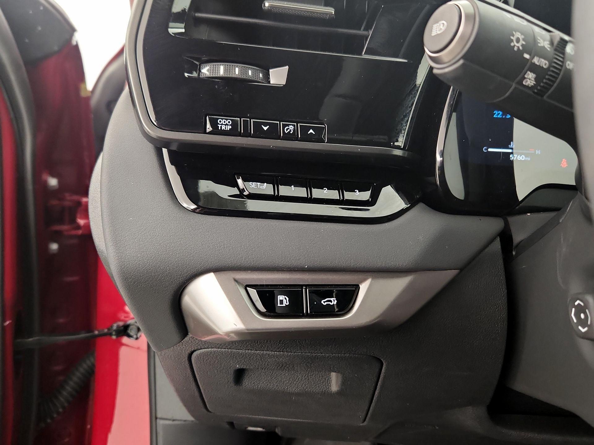 Thumbnail: 2025 Lexus RX - 13