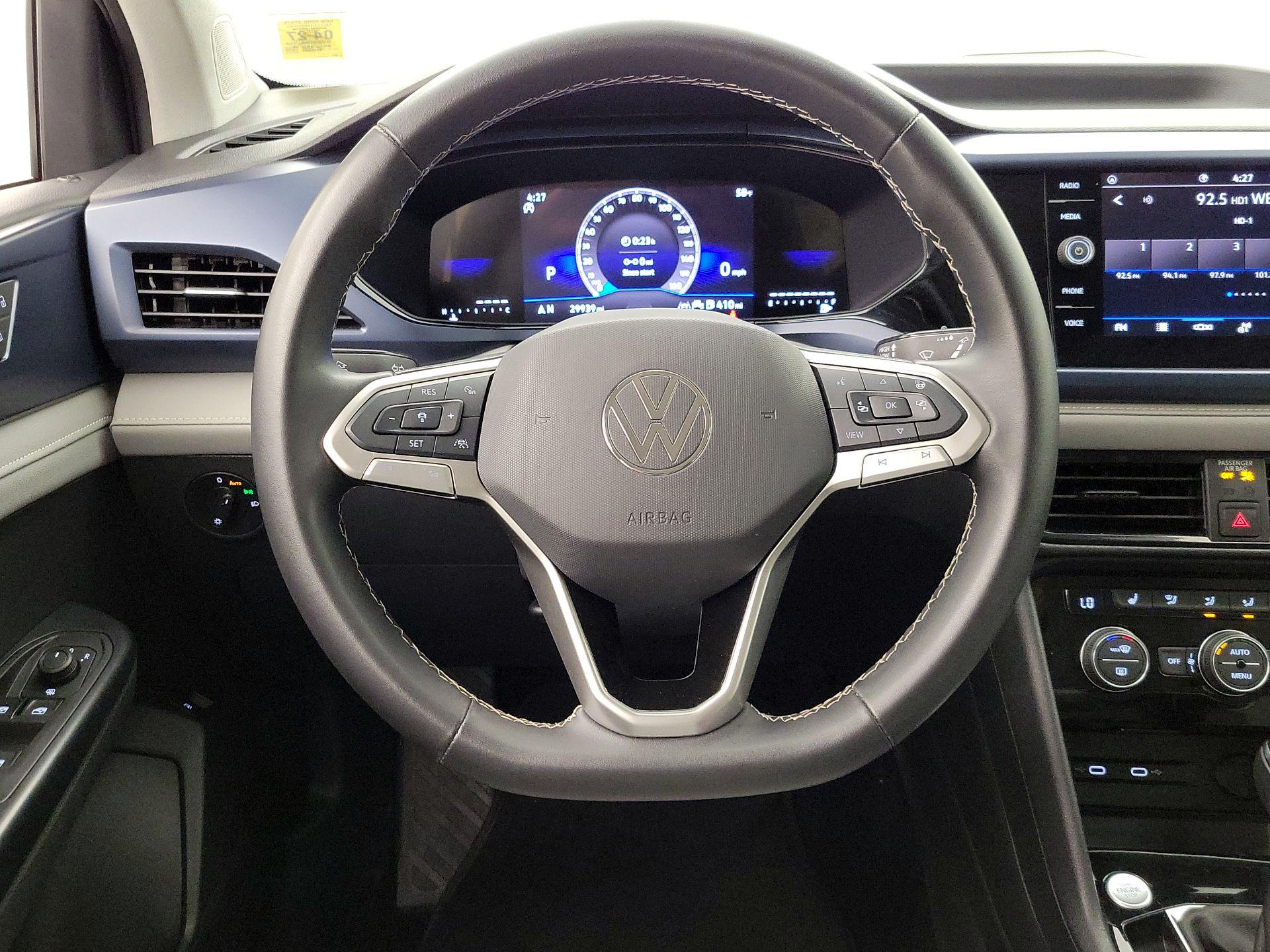 Thumbnail: 2024 Volkswagen Taos - 10