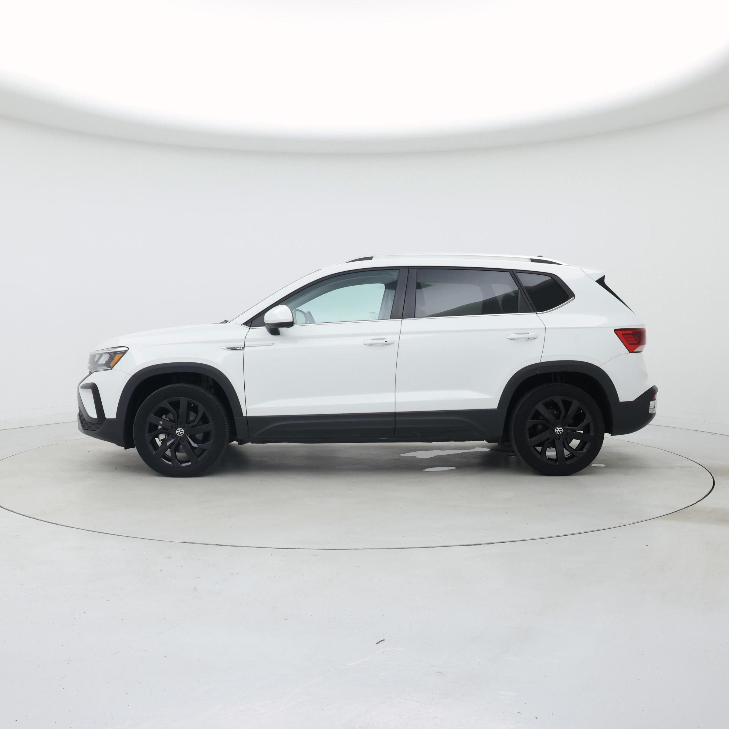 Thumbnail: 2024 Volkswagen Taos - 3