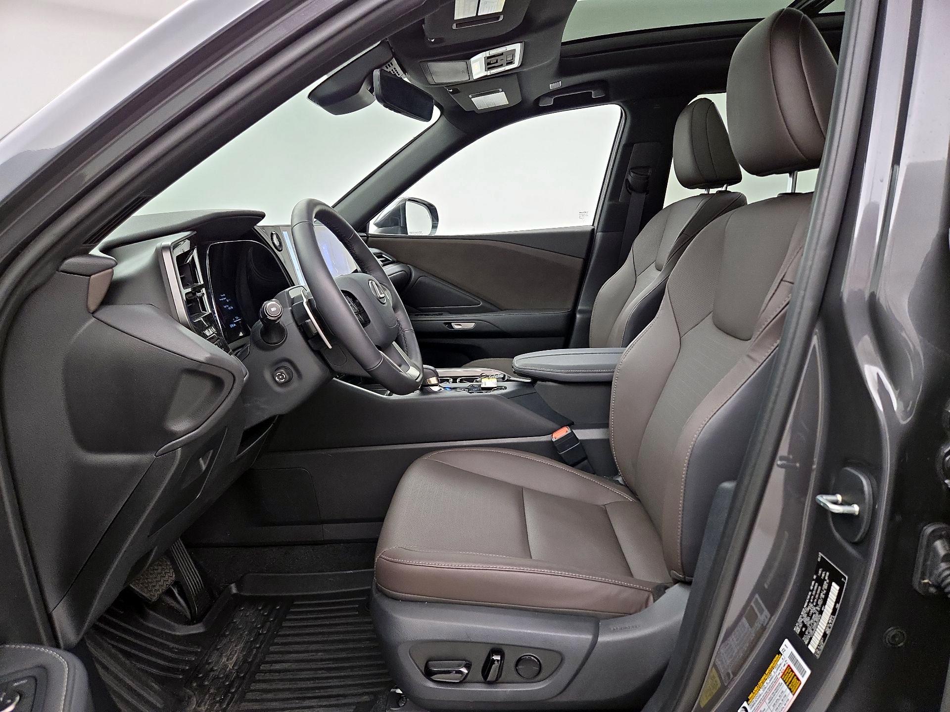 Thumbnail: 2025 Lexus TX - 11