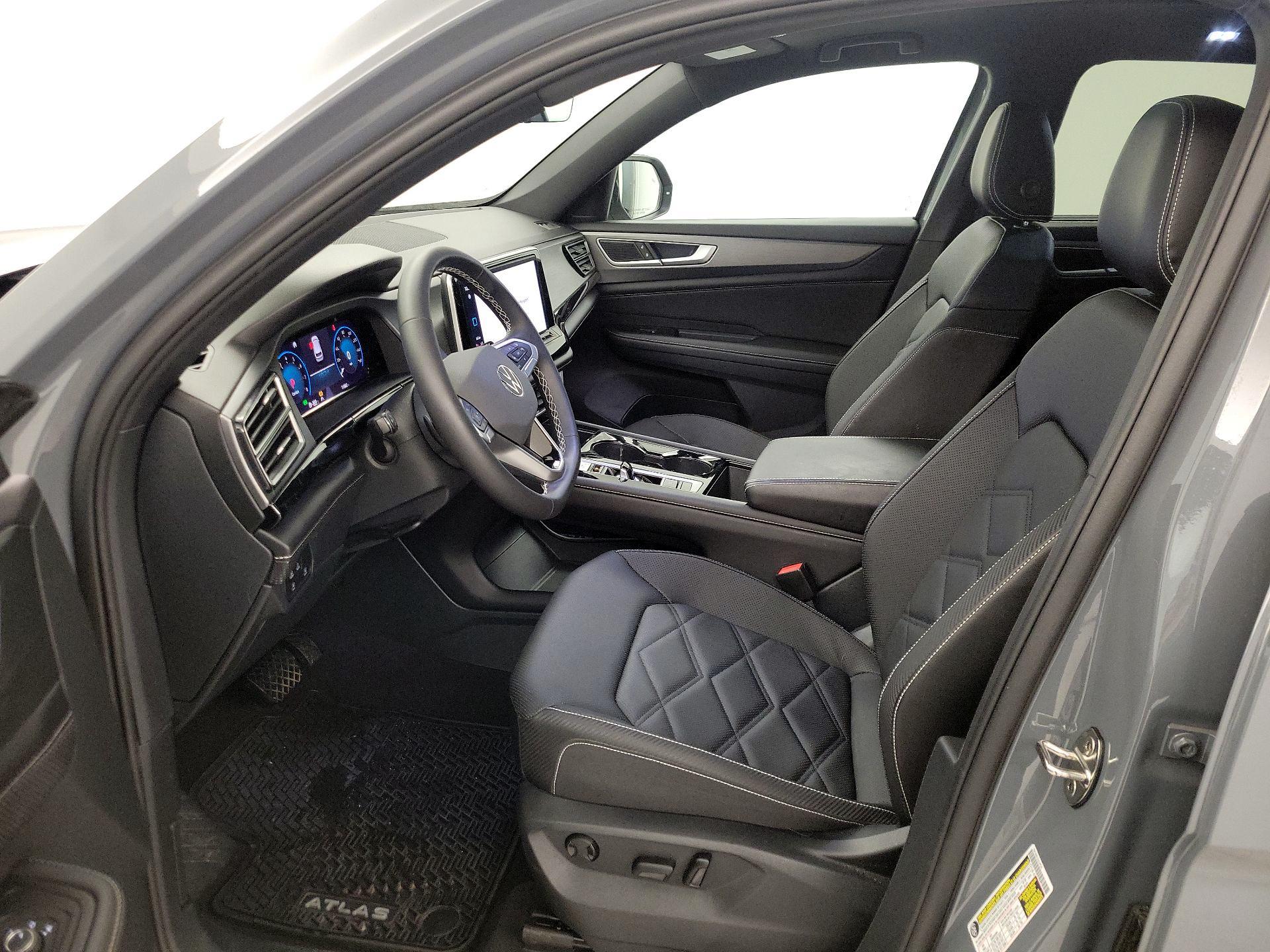 Thumbnail: 2024 Volkswagen Atlas - 11