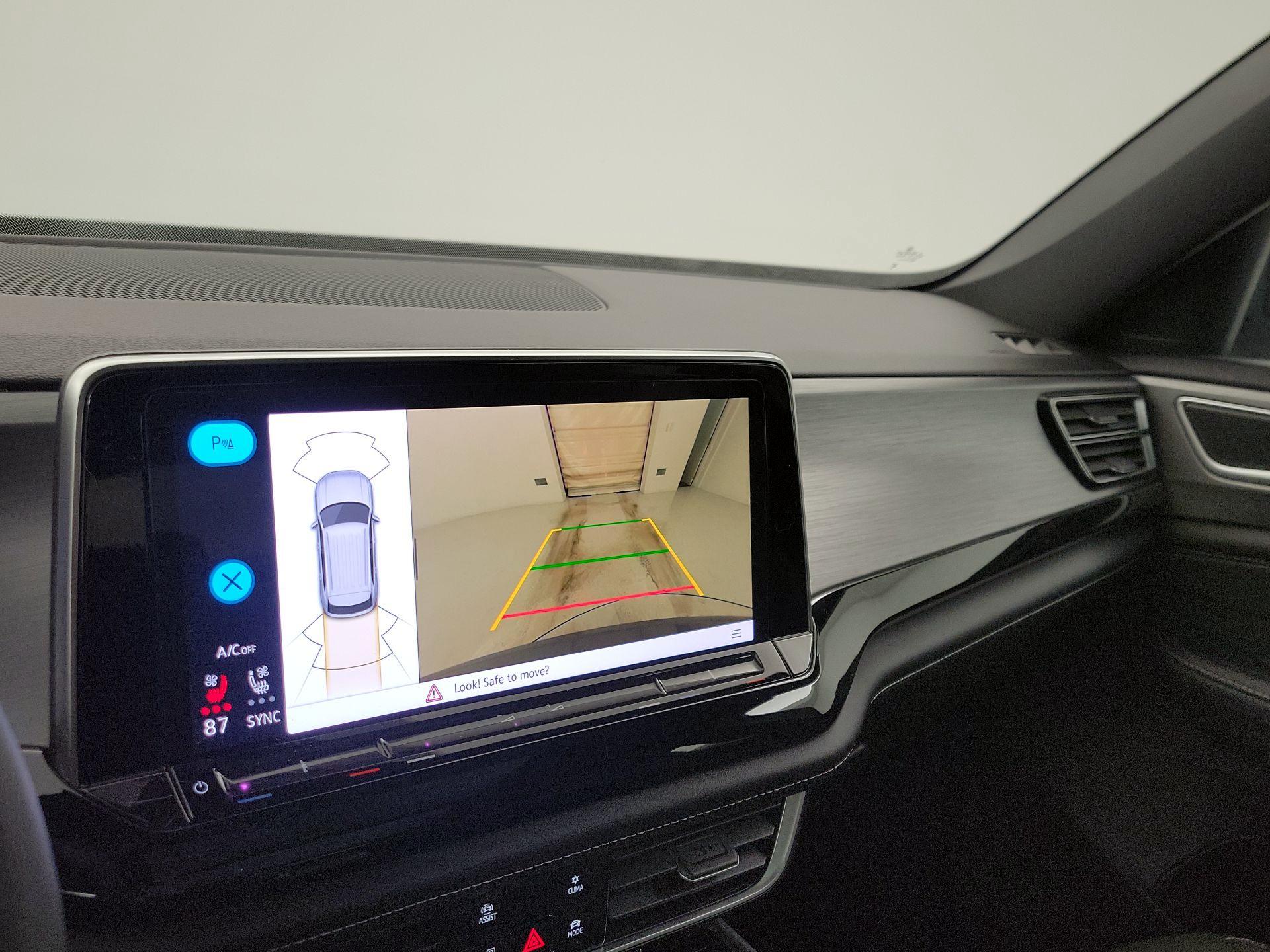 Thumbnail: 2024 Volkswagen Atlas - 14