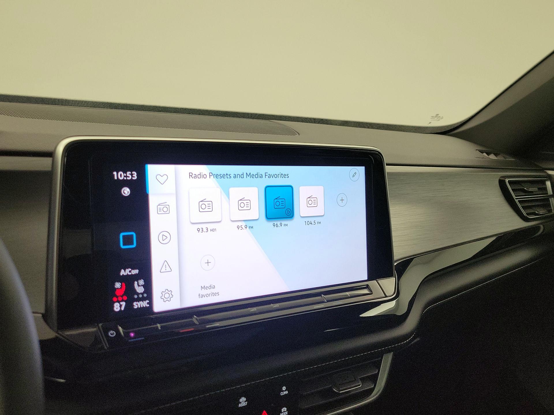 Thumbnail: 2024 Volkswagen Atlas - 15