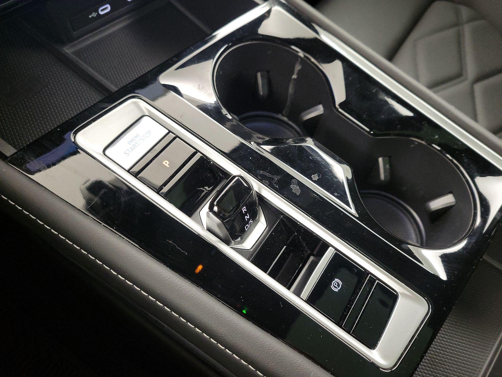 Thumbnail: 2024 Volkswagen Atlas - 17