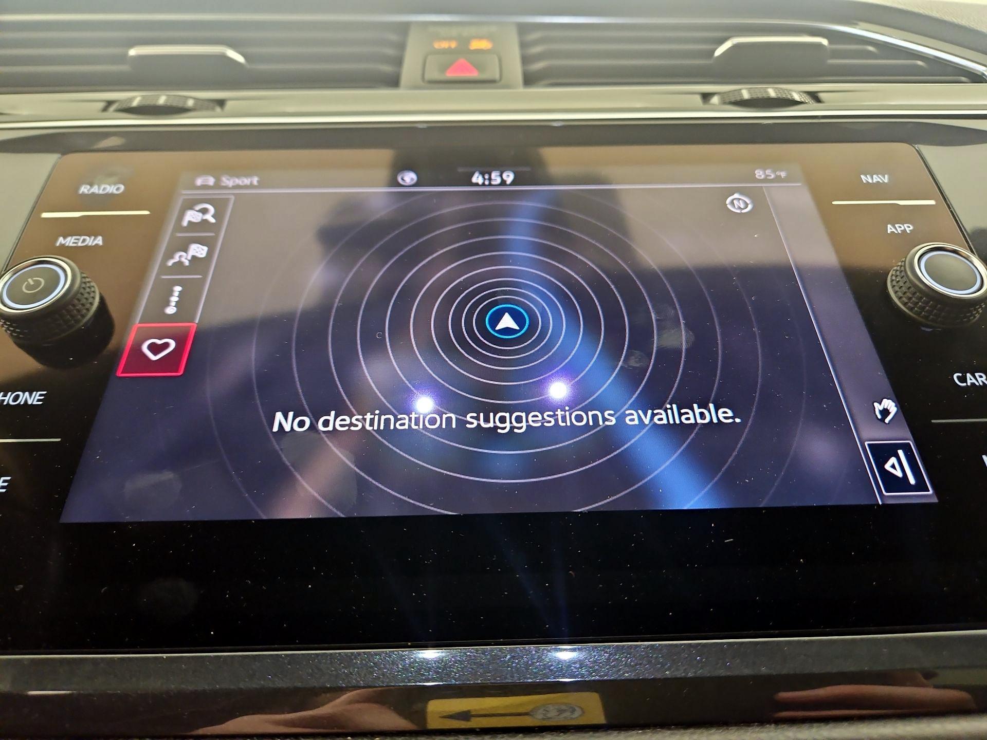 Thumbnail: 2022 Volkswagen Tiguan - 14