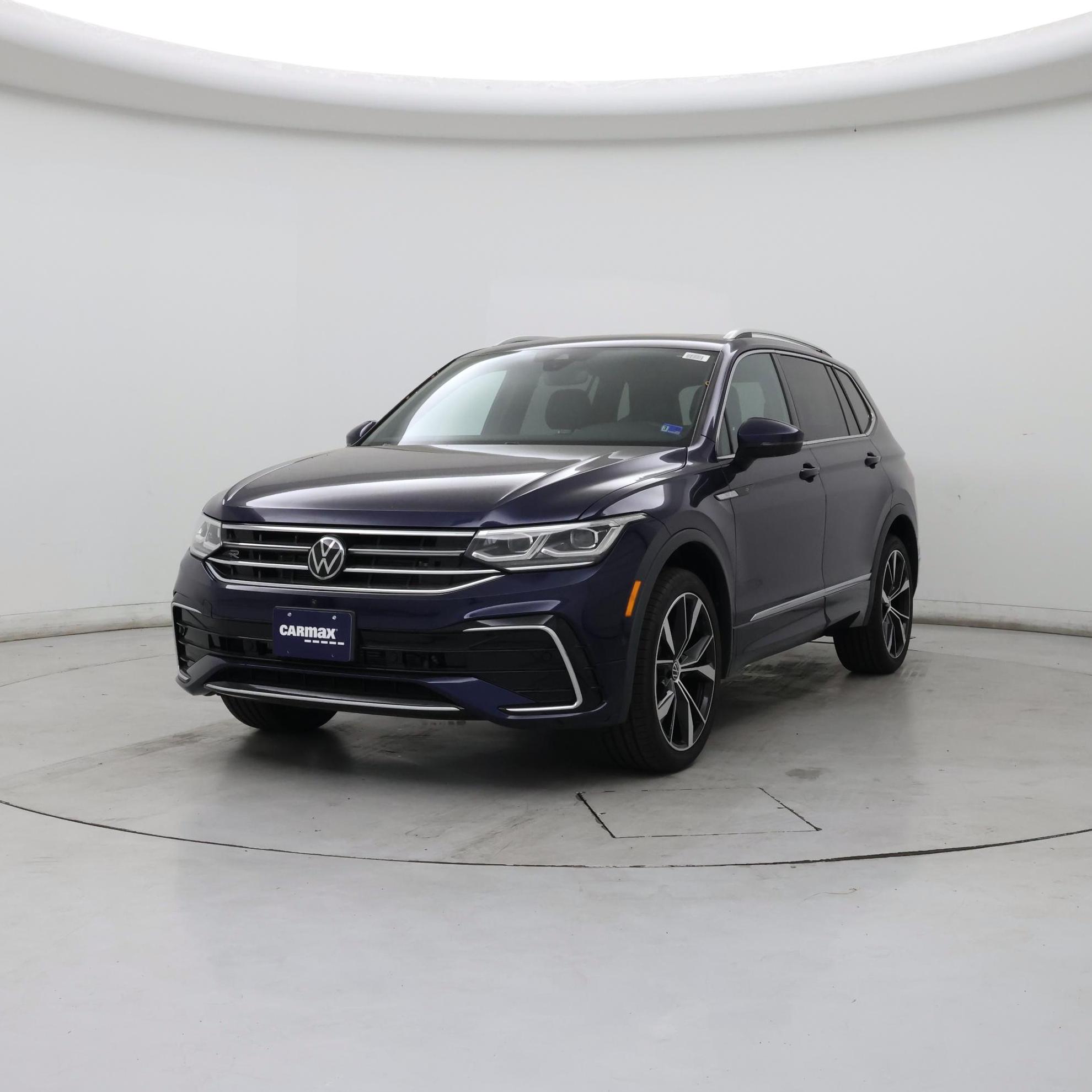 Thumbnail: 2022 Volkswagen Tiguan - 4
